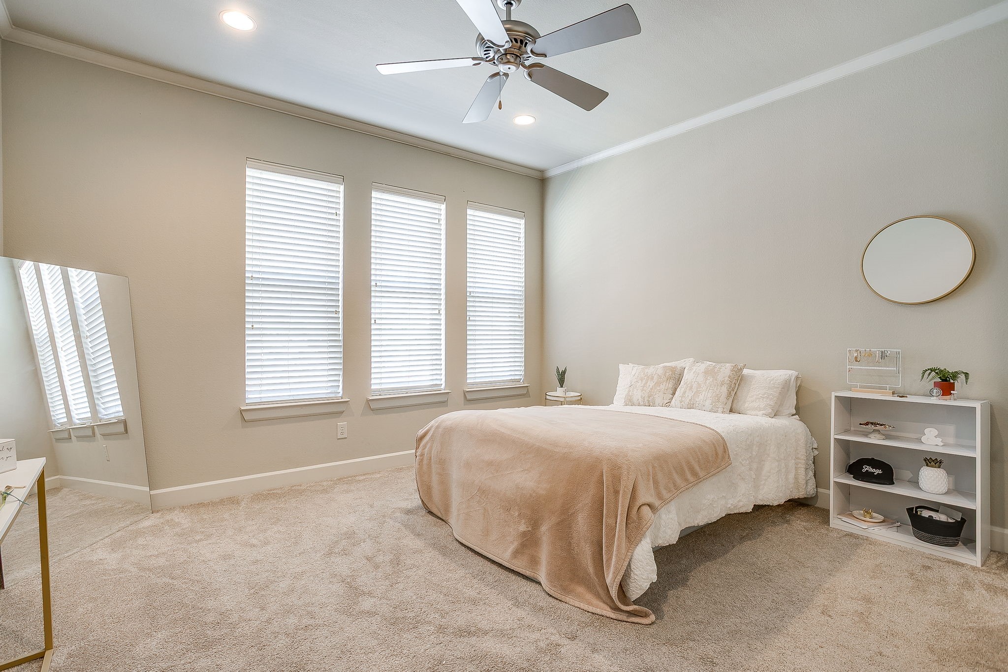 2800 Sandage Avenue #301