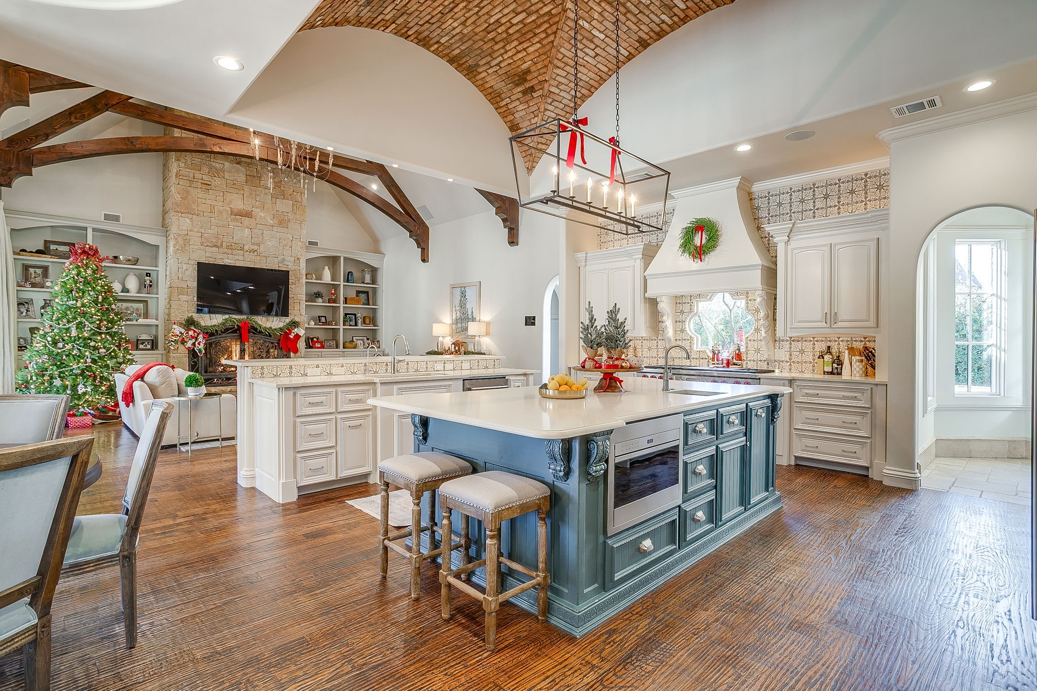 9517 Bella Terra Drive