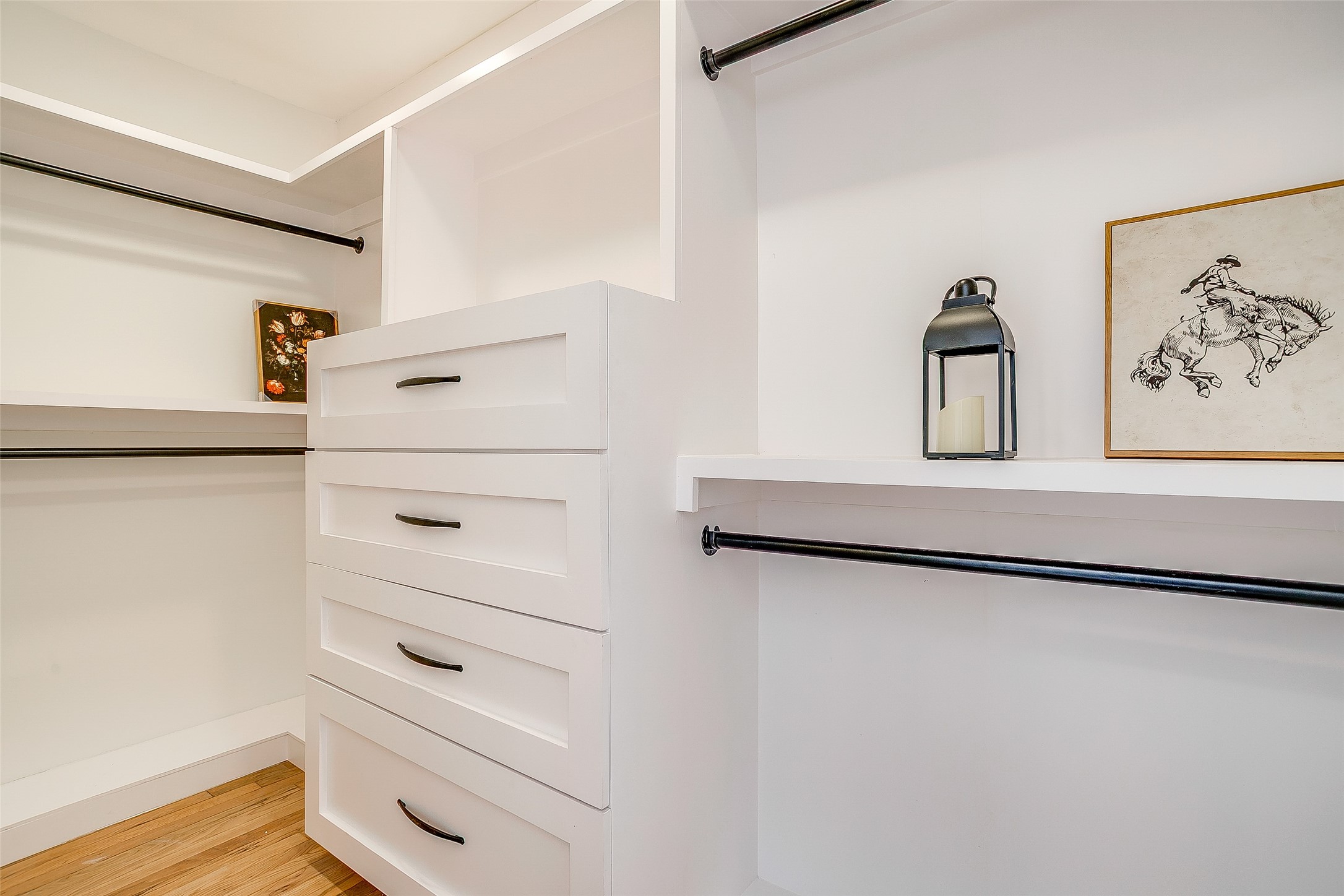 3532 W Biddison Street