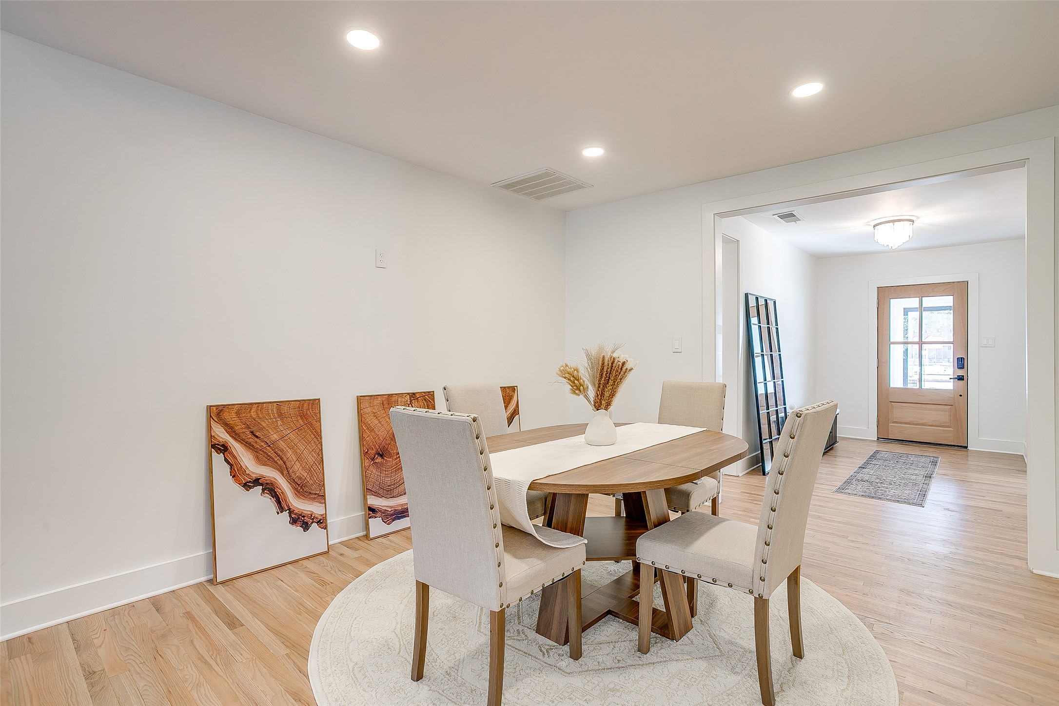 3532 W Biddison Street