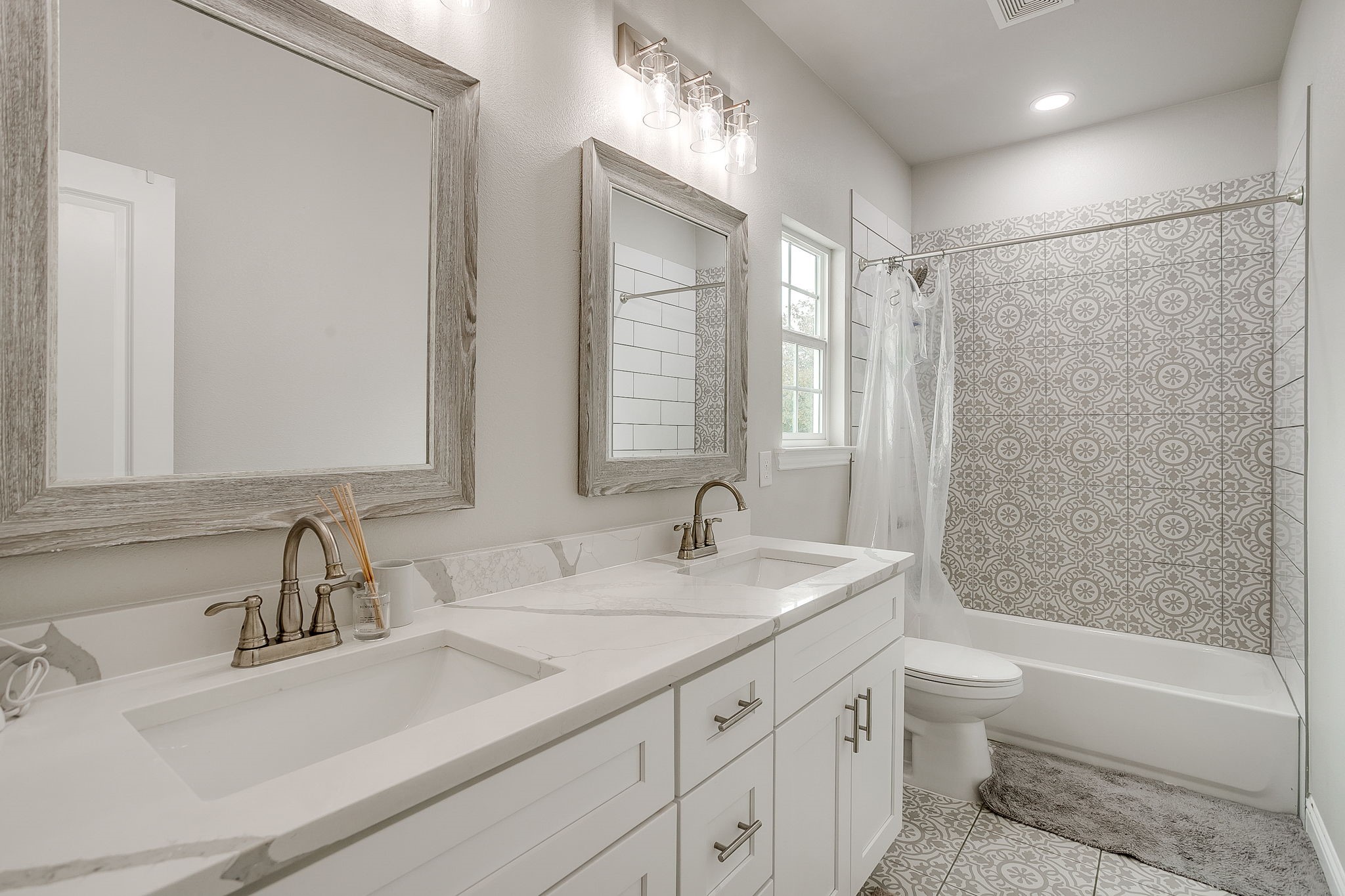 3417 Park Ridge Boulevard