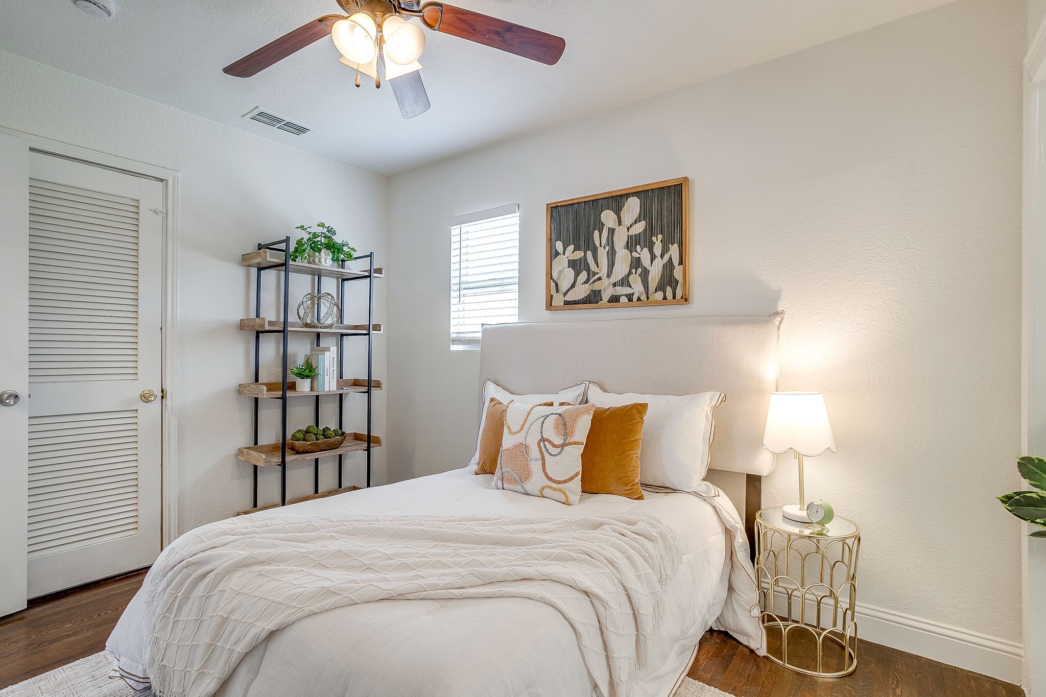 4413 Wellesley Avenue