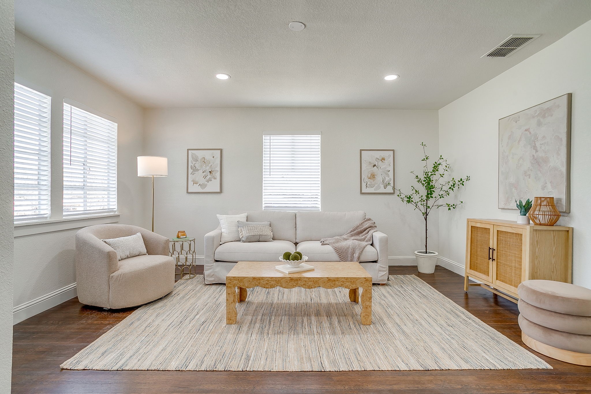 4413 Wellesley Avenue