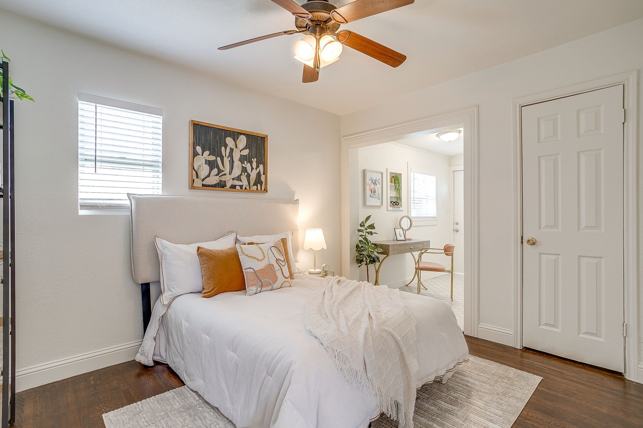 4413 Wellesley Avenue