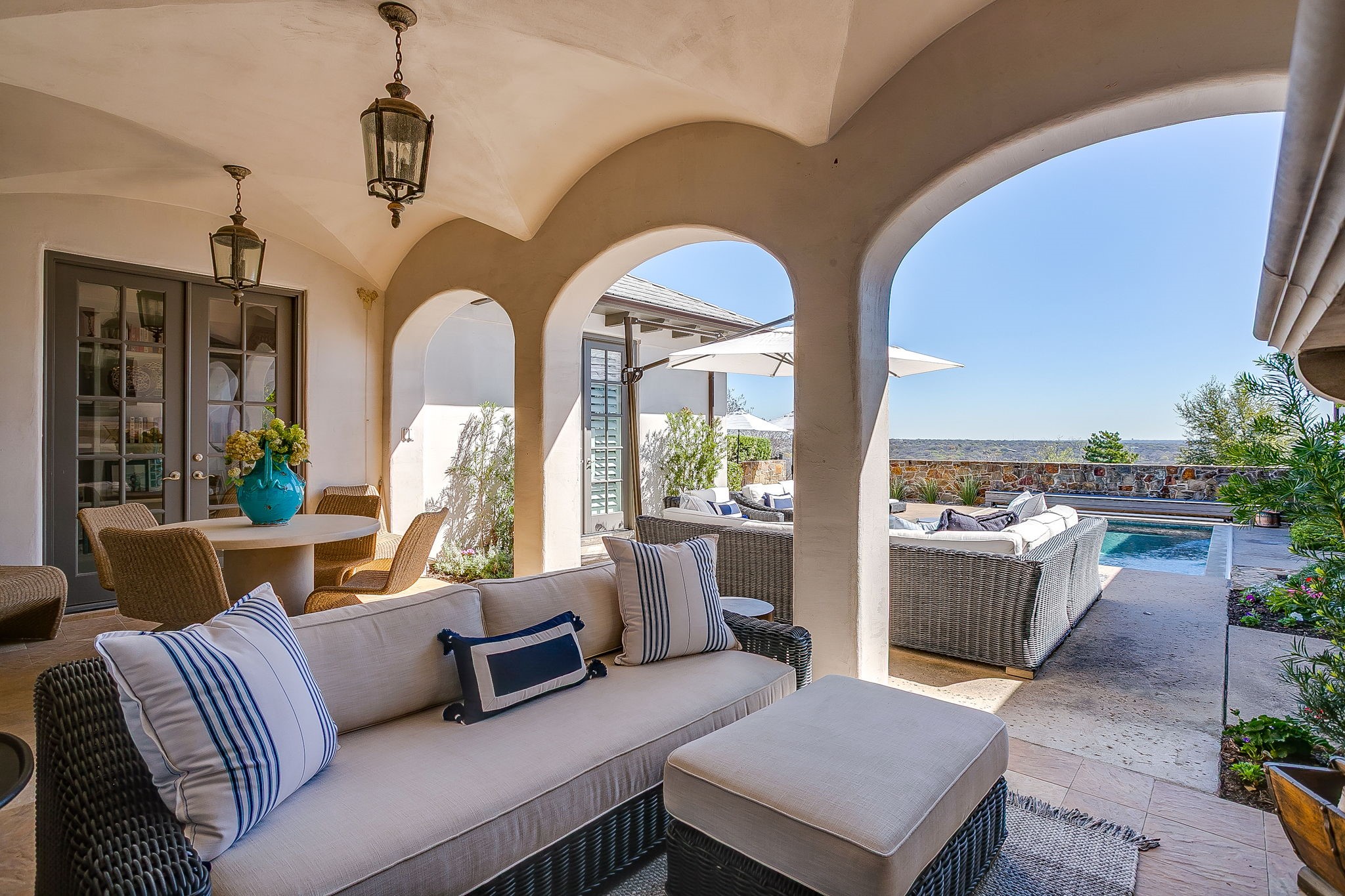 4601 Porto Vila Court