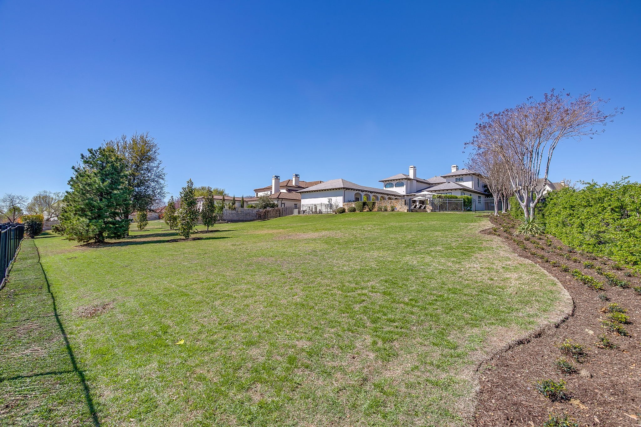 4601 Porto Vila Court