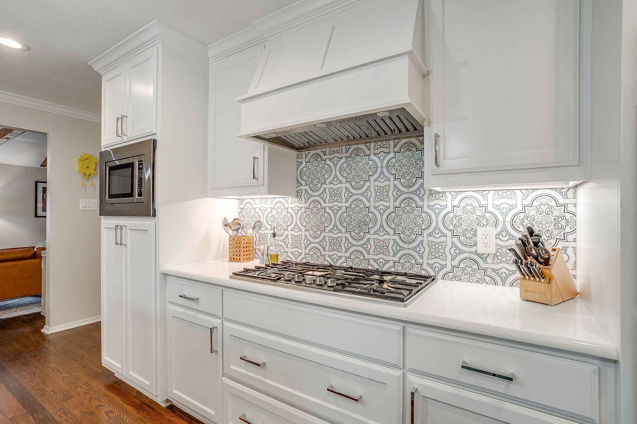 3928 Stonehenge Road