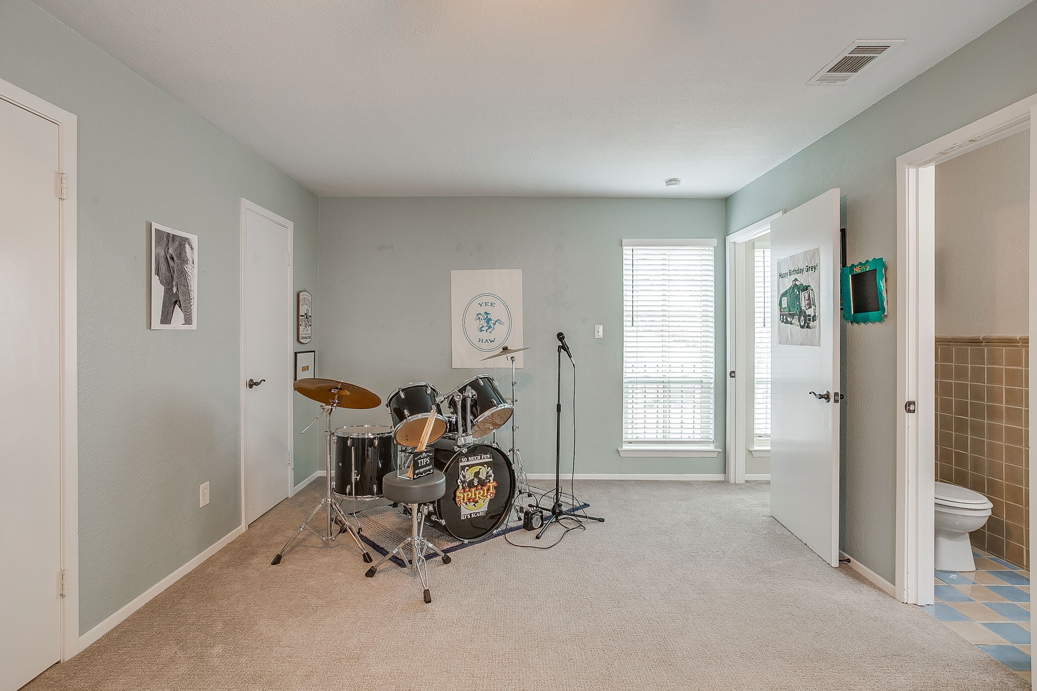 3928 Stonehenge Road