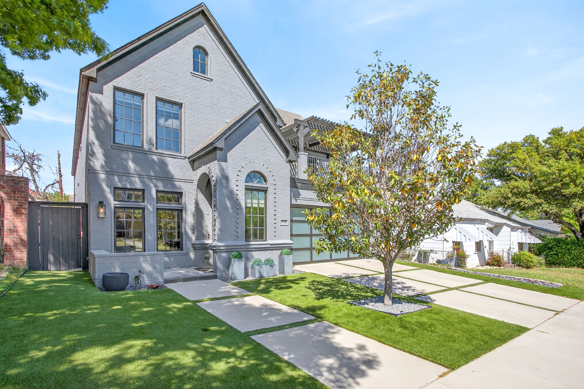3724 W 5th Street