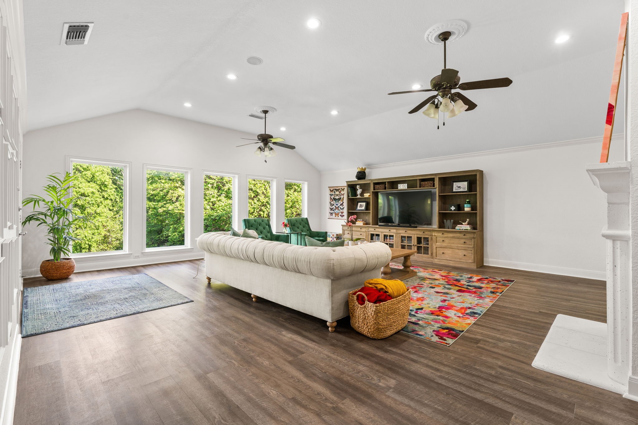 4217 Hildring Drive E