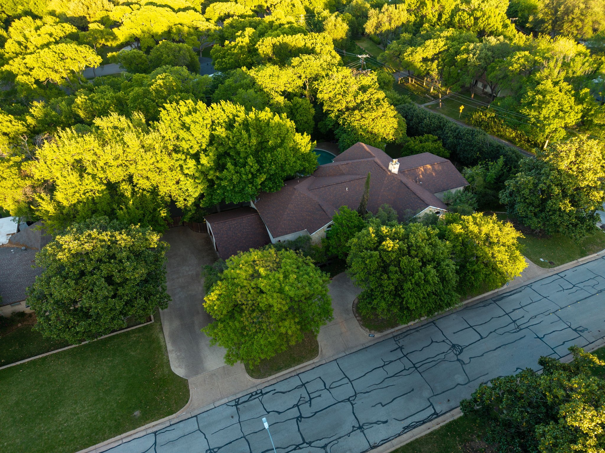 4217 Hildring Drive E