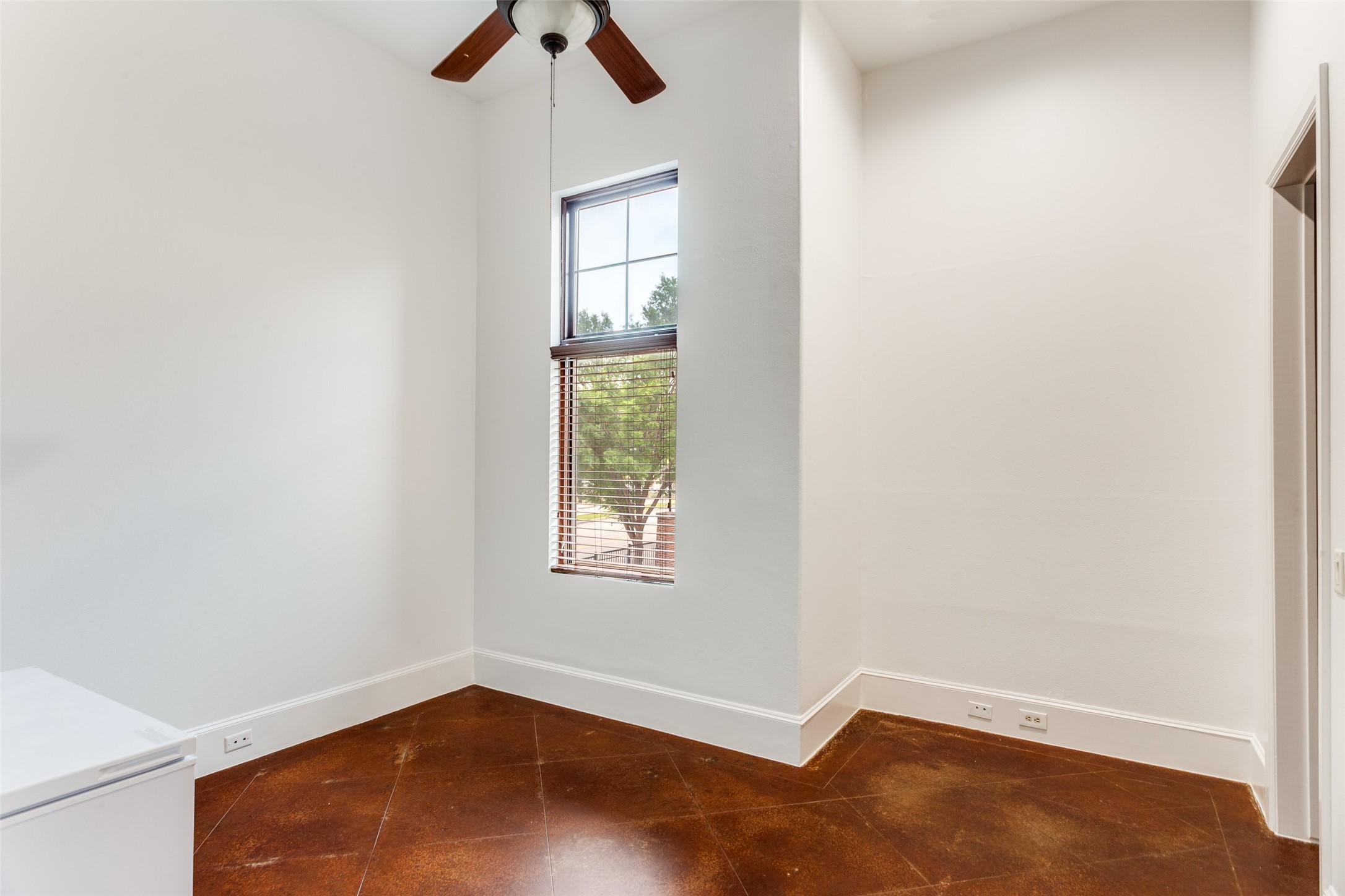 601 E 1st Street 220