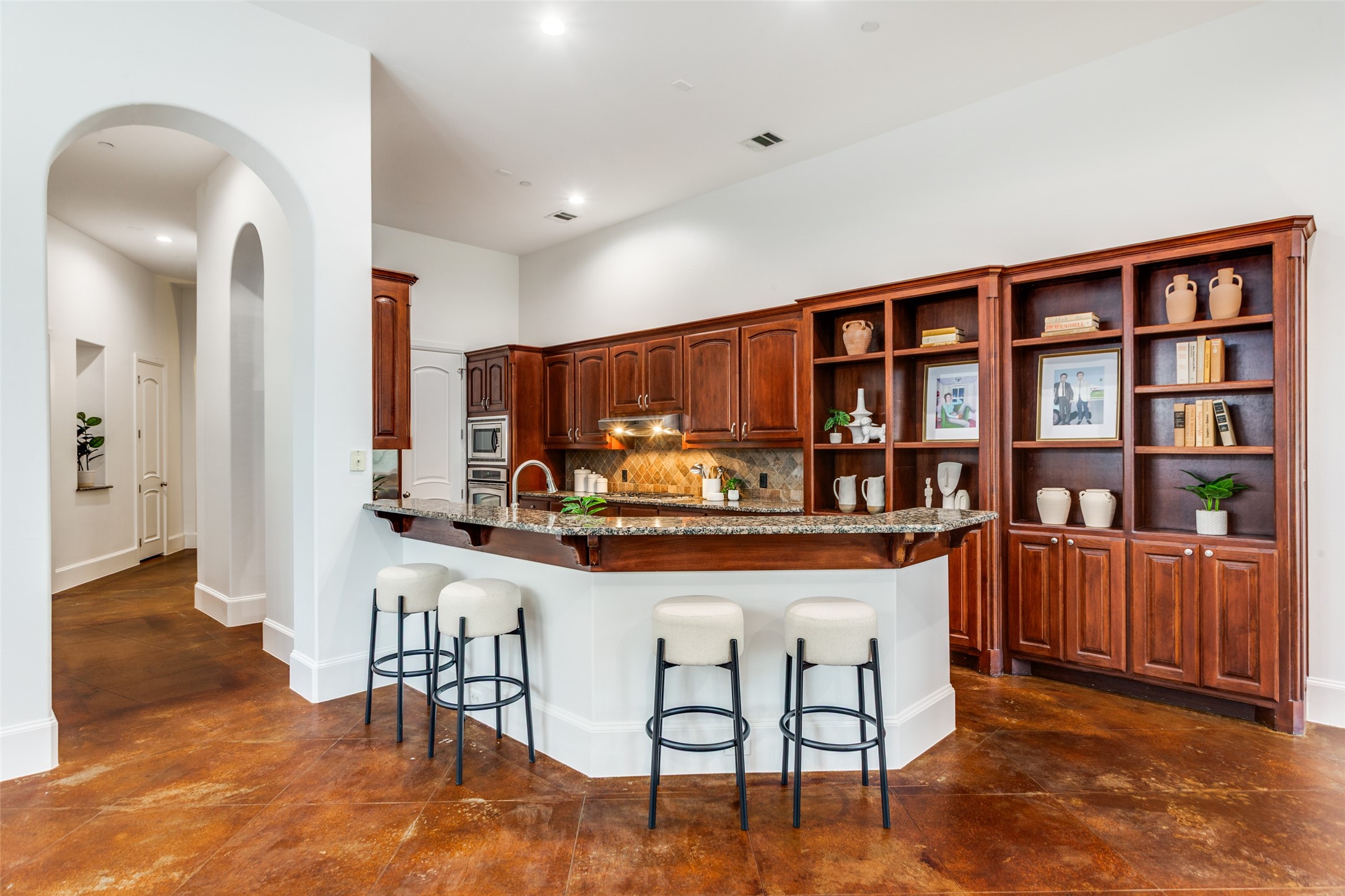 601 E 1st Street 220