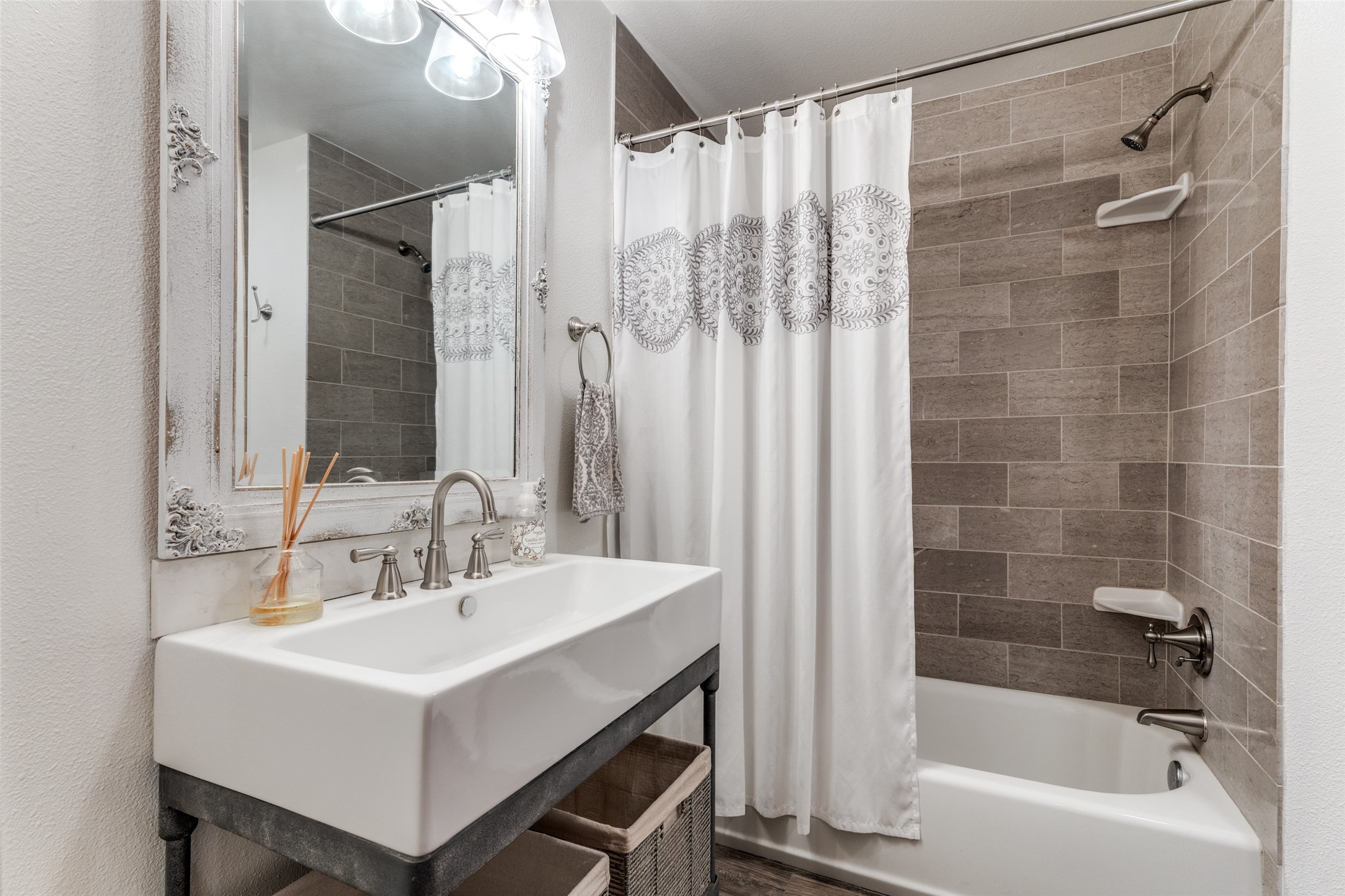 8252 Killdeer Circle