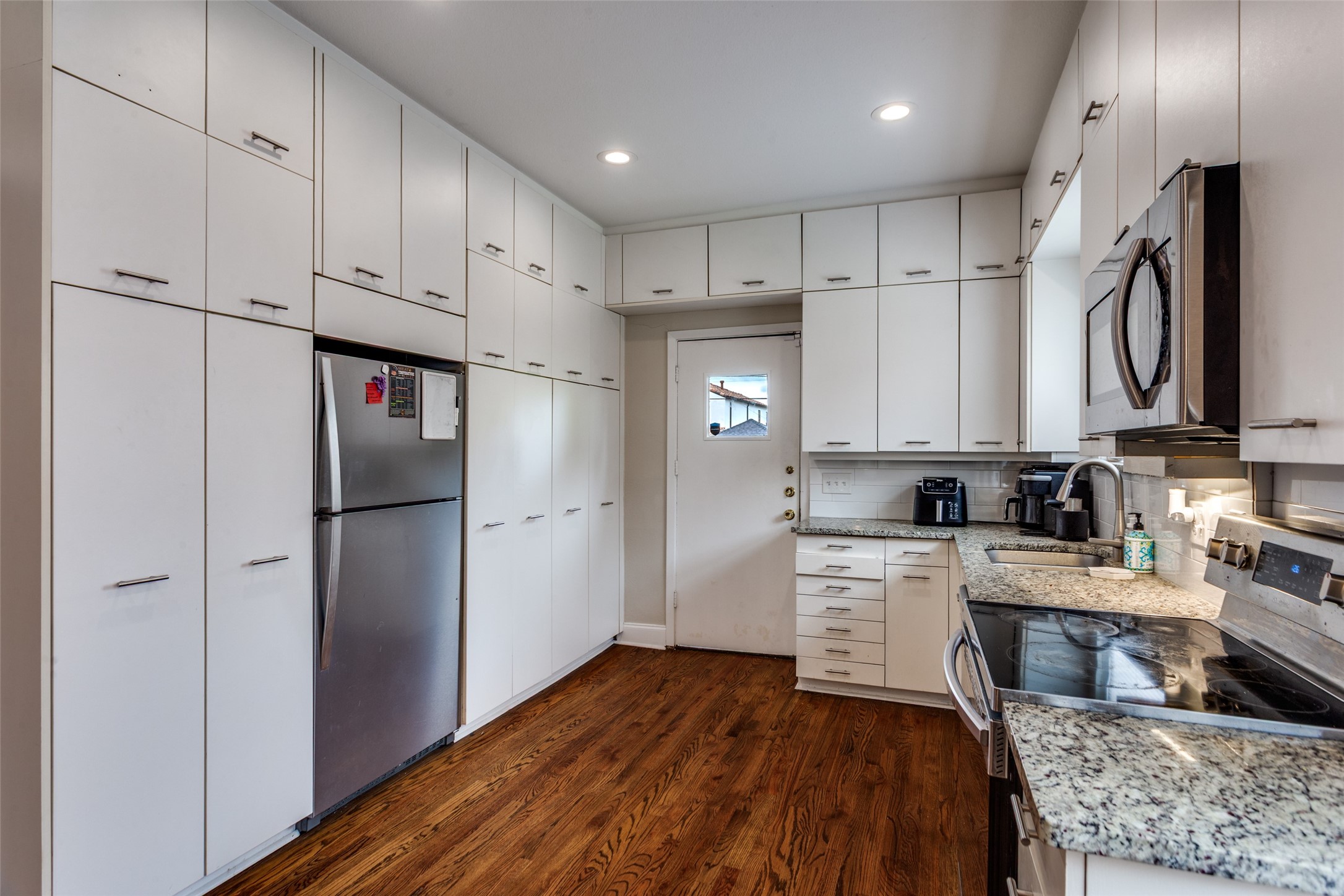 3112 Odessa Avenue
