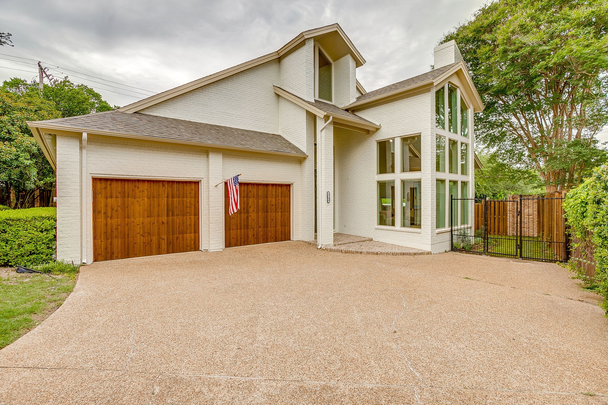 2144 Fountain Square Drive