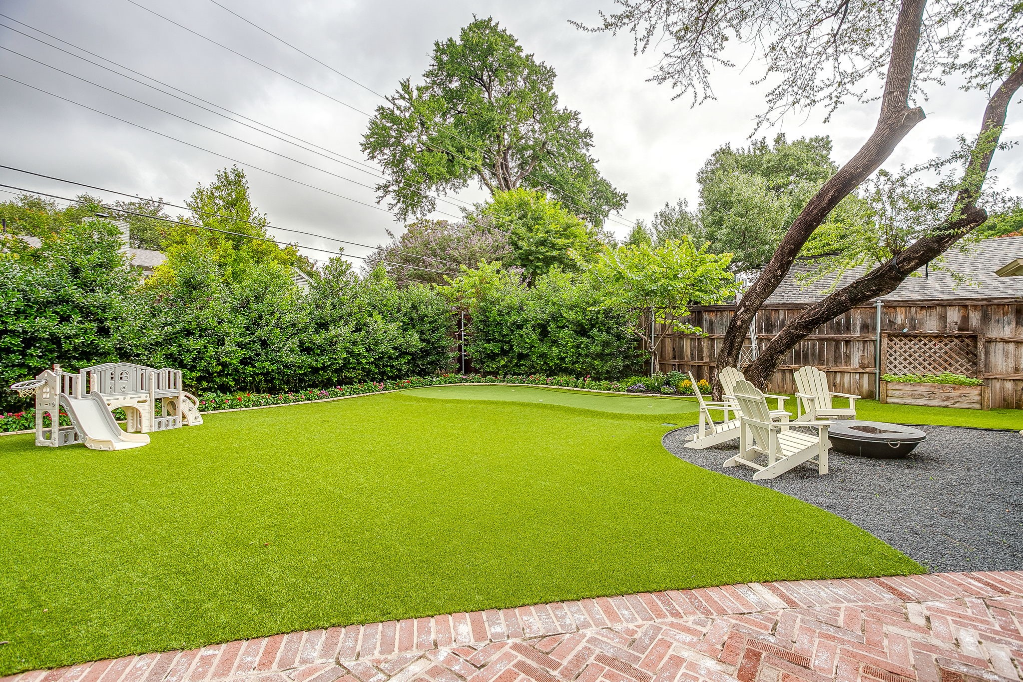 4208 Glenwood Drive