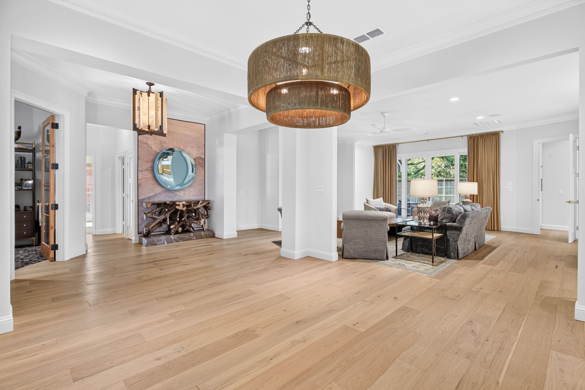 2832 Manorwood