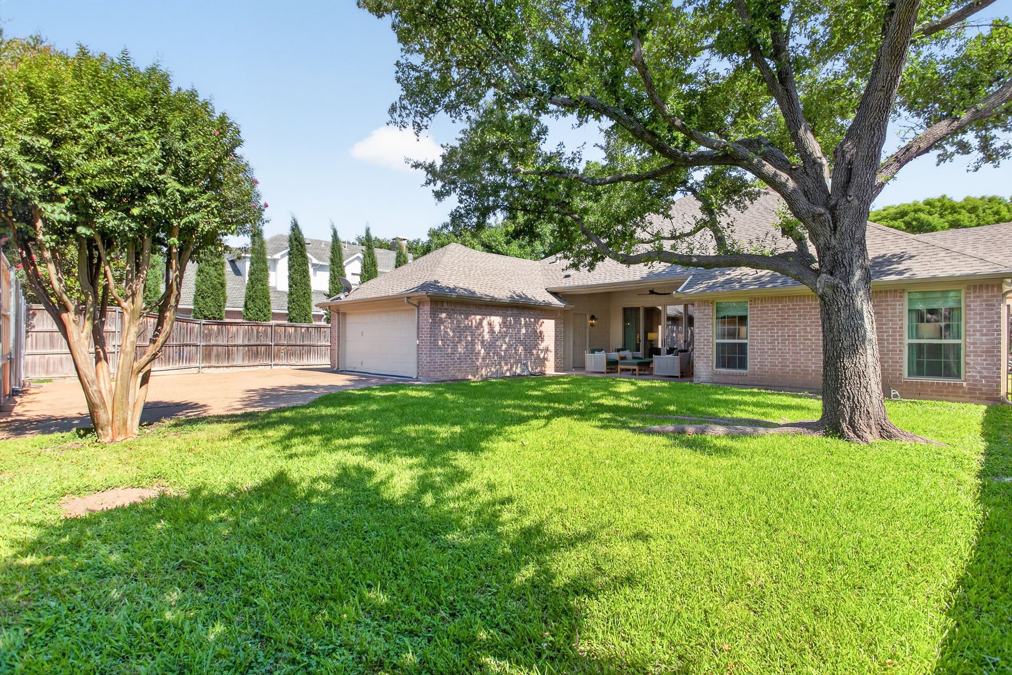 2832 Manorwood