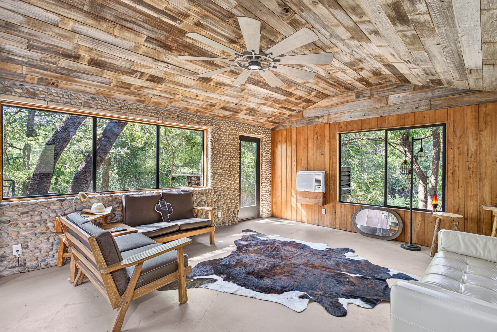 1709 Bluebonnet Drive