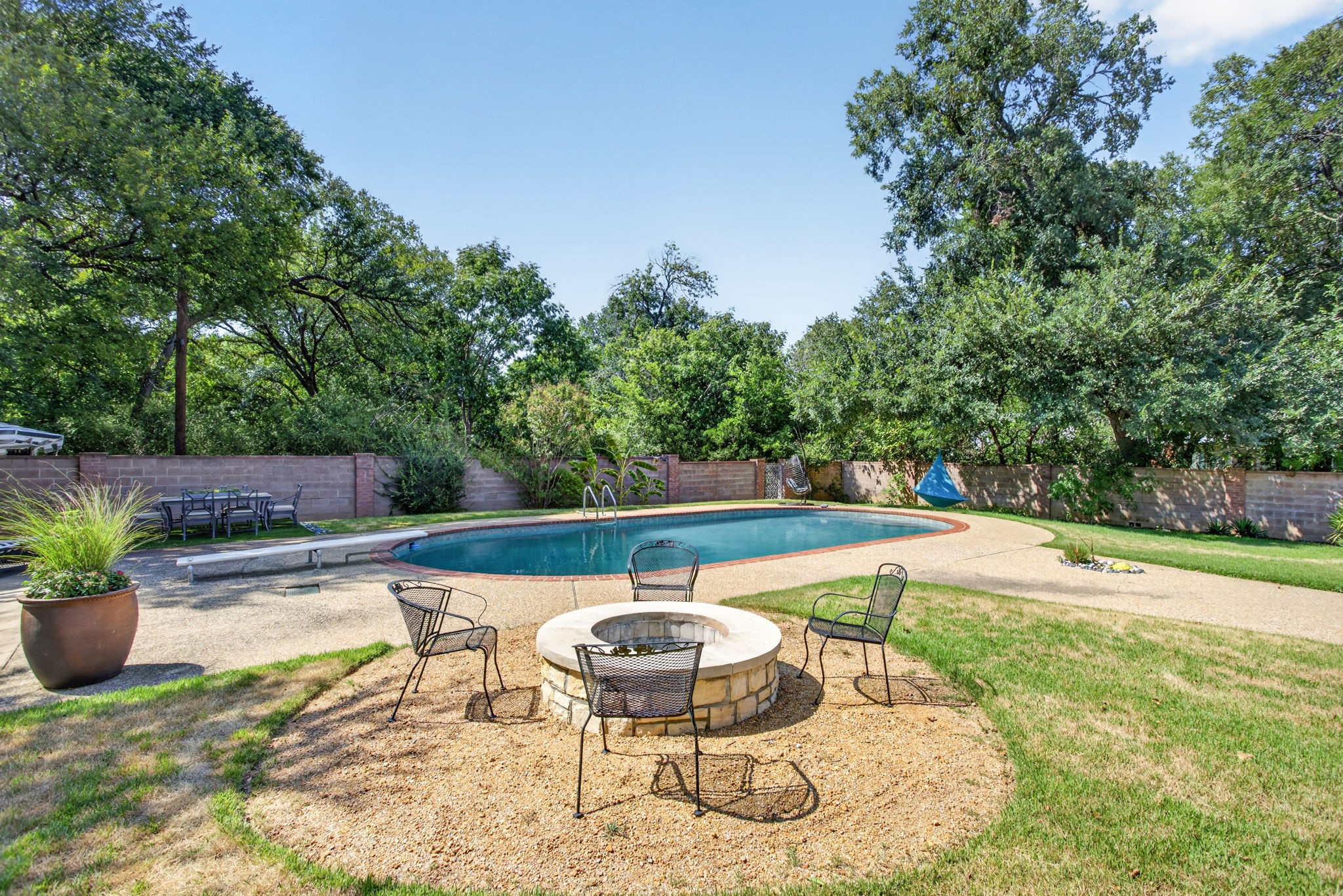 1709 Bluebonnet Drive