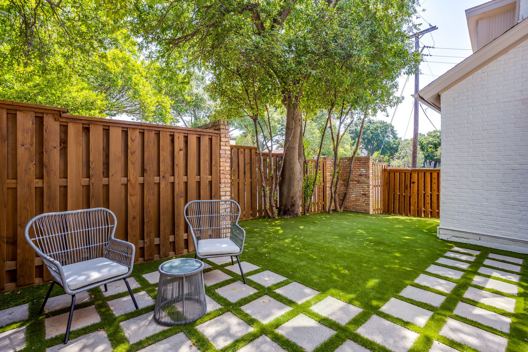 2144 Fountain Square Drive