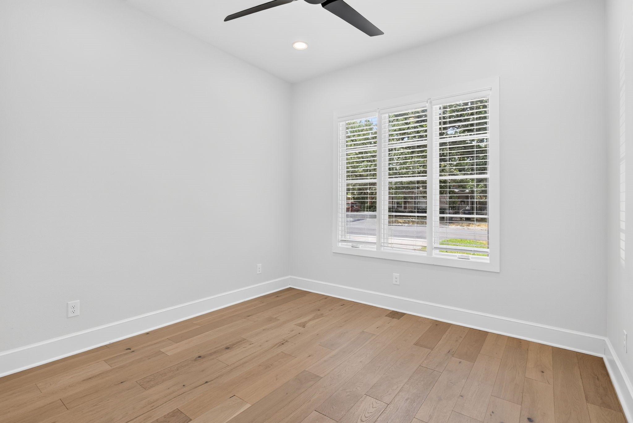 3837 Englewood Lane