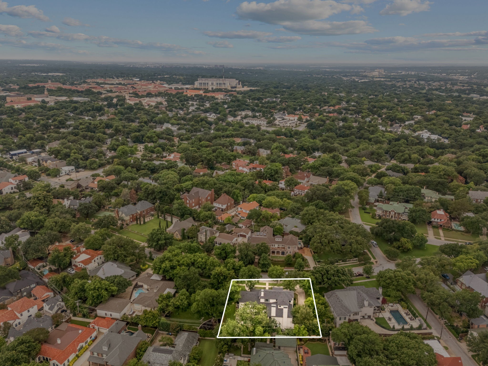 2413 Lofton Terrace