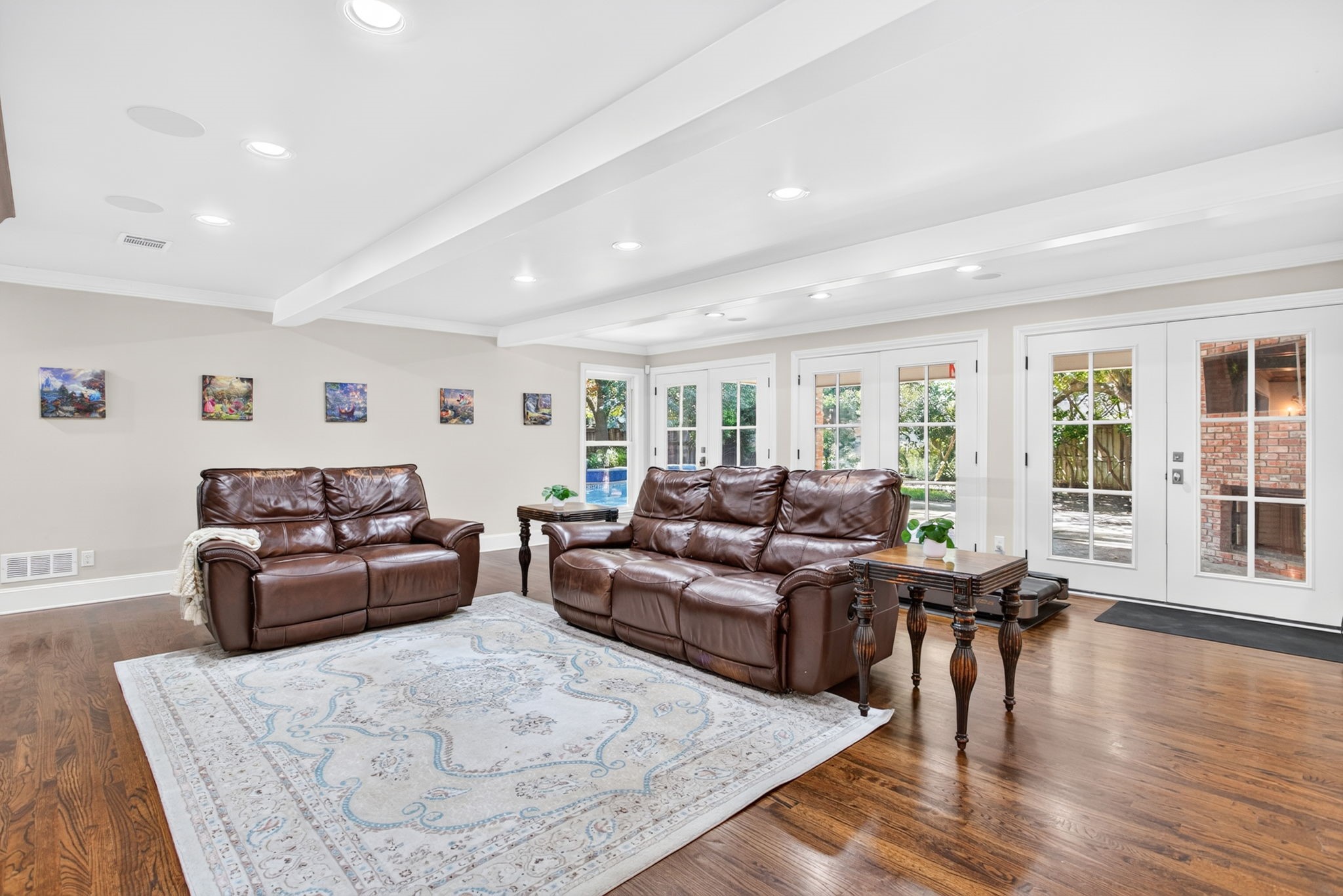 3804 Overton Park Drive W