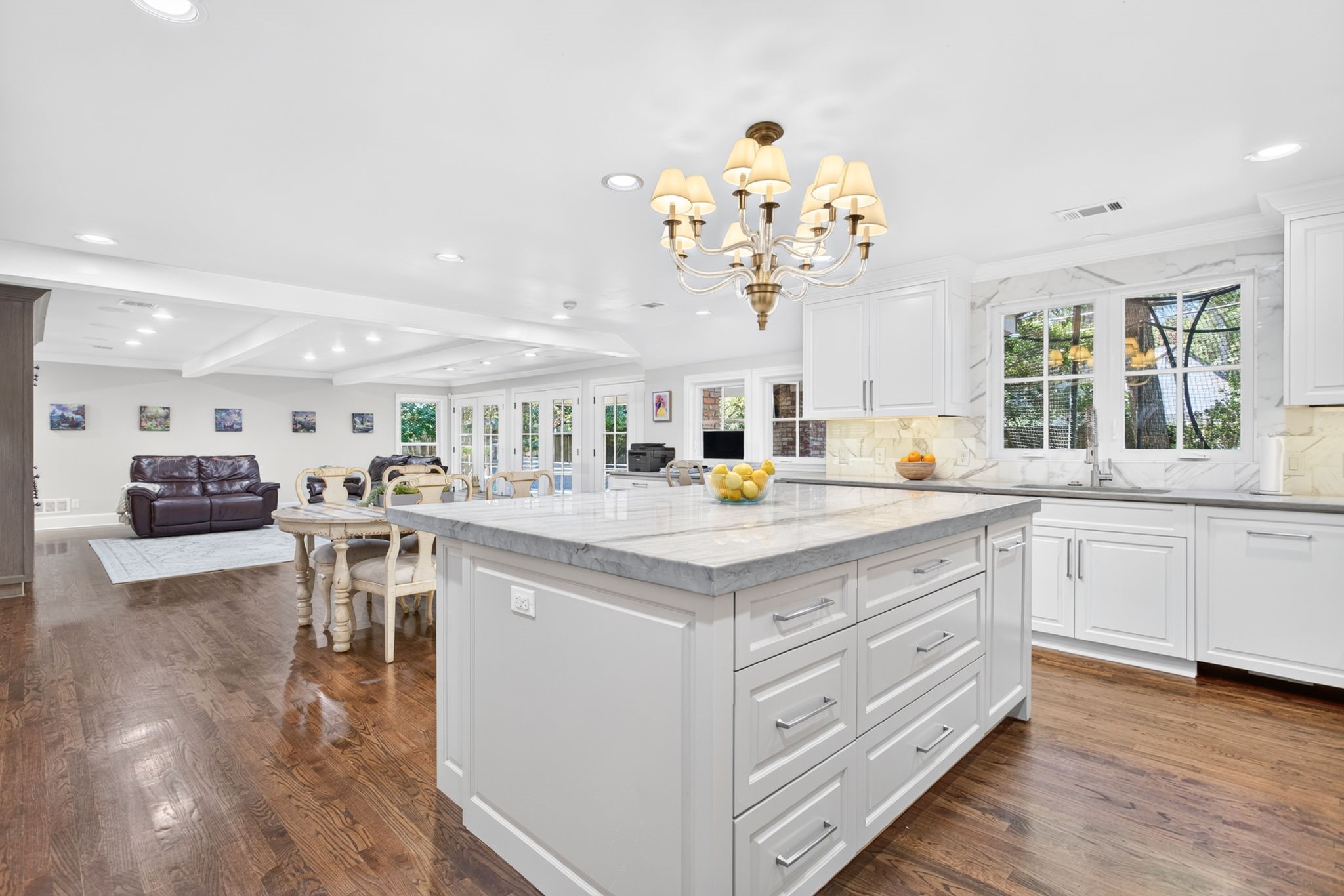 3804 Overton Park Drive W