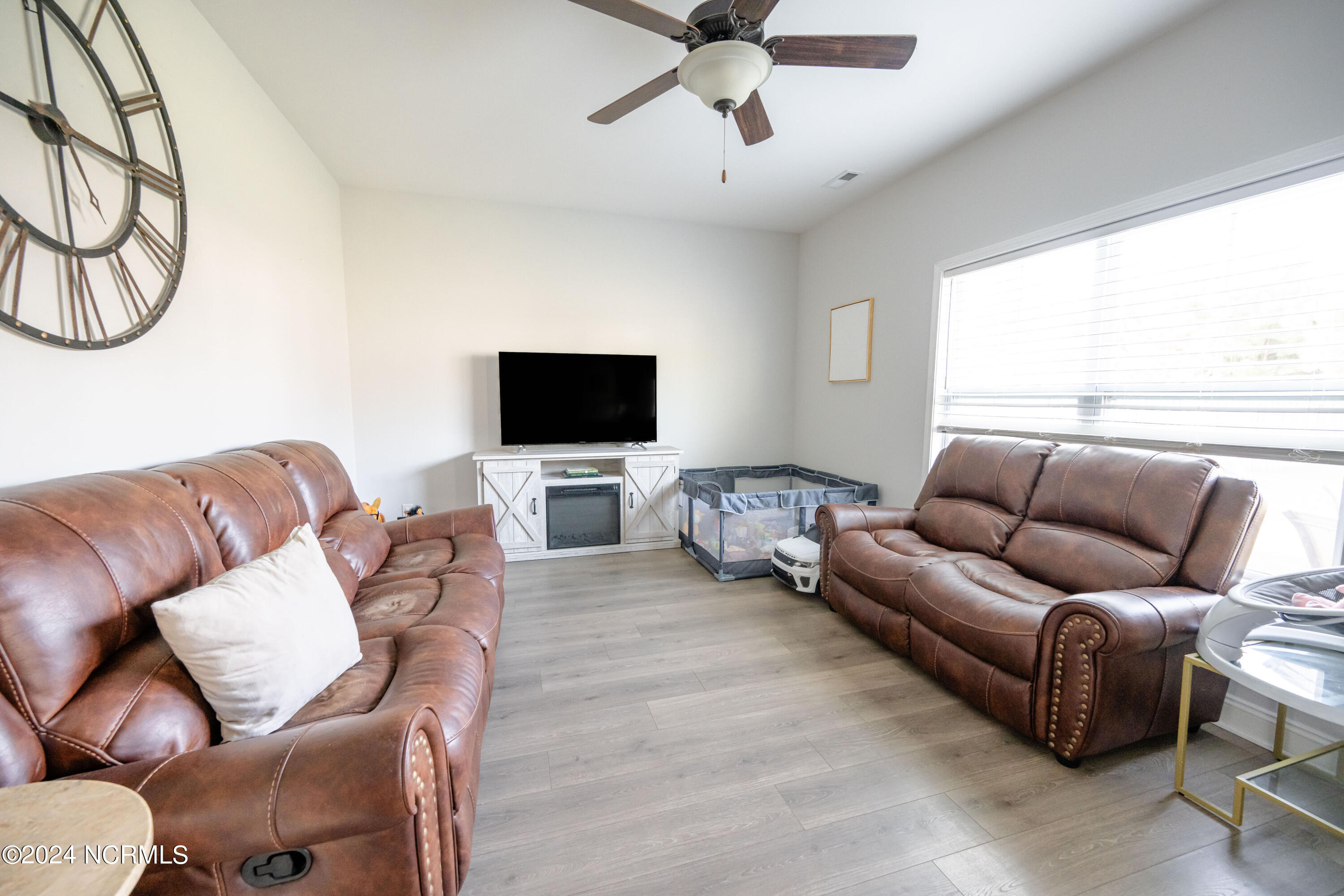 4669 Runaway Bay Lane