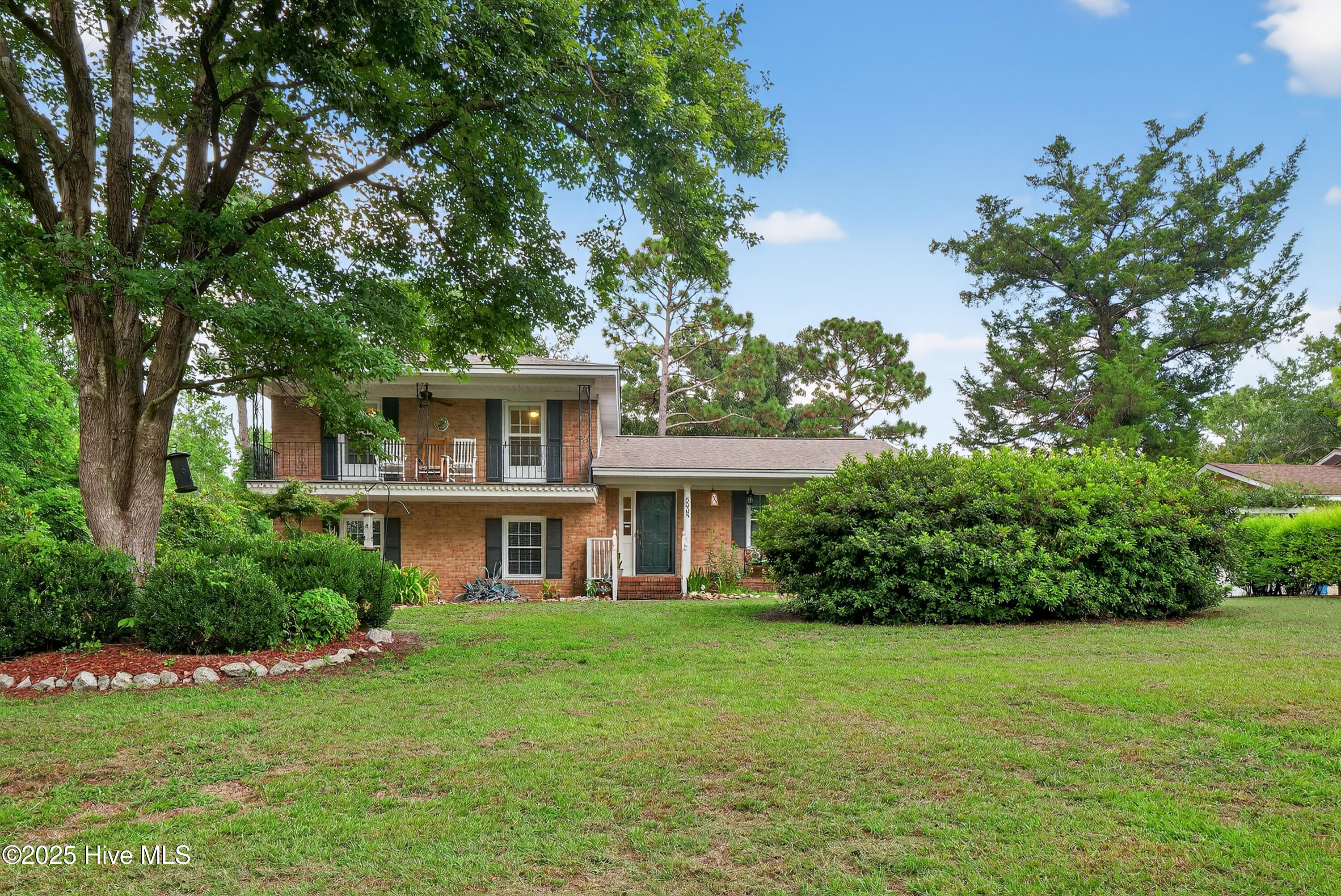 5005 Lord Byron Road