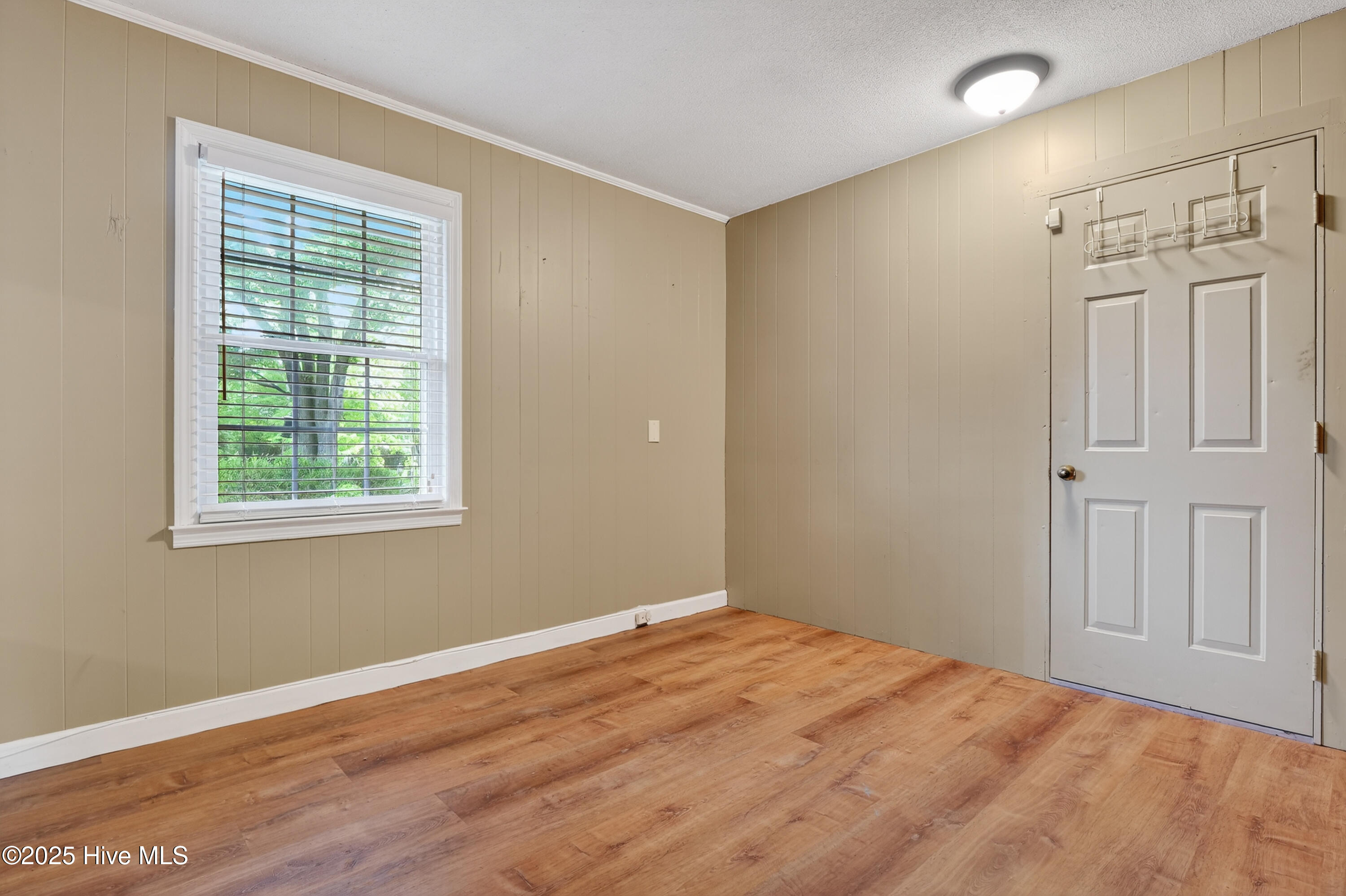 5005 Lord Byron Road