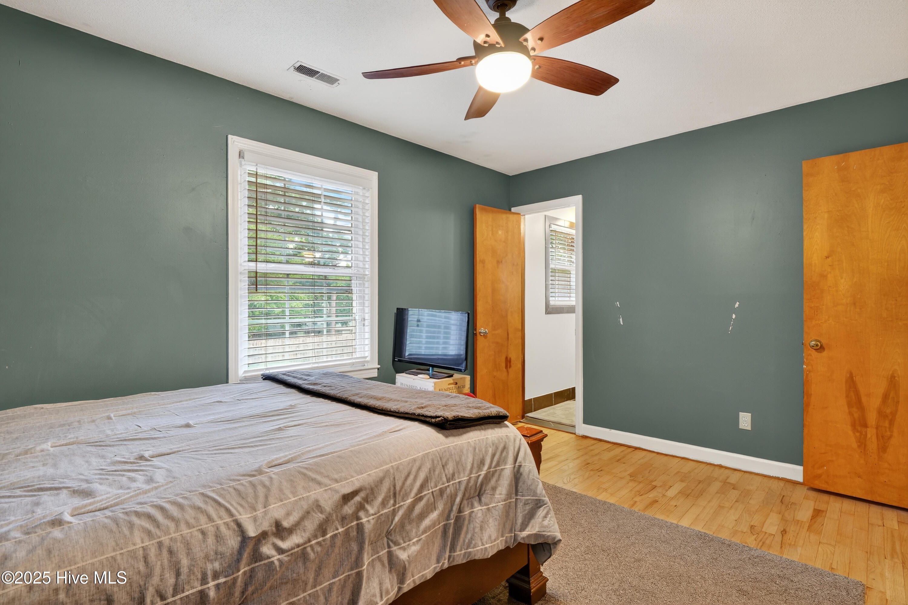 5005 Lord Byron Road