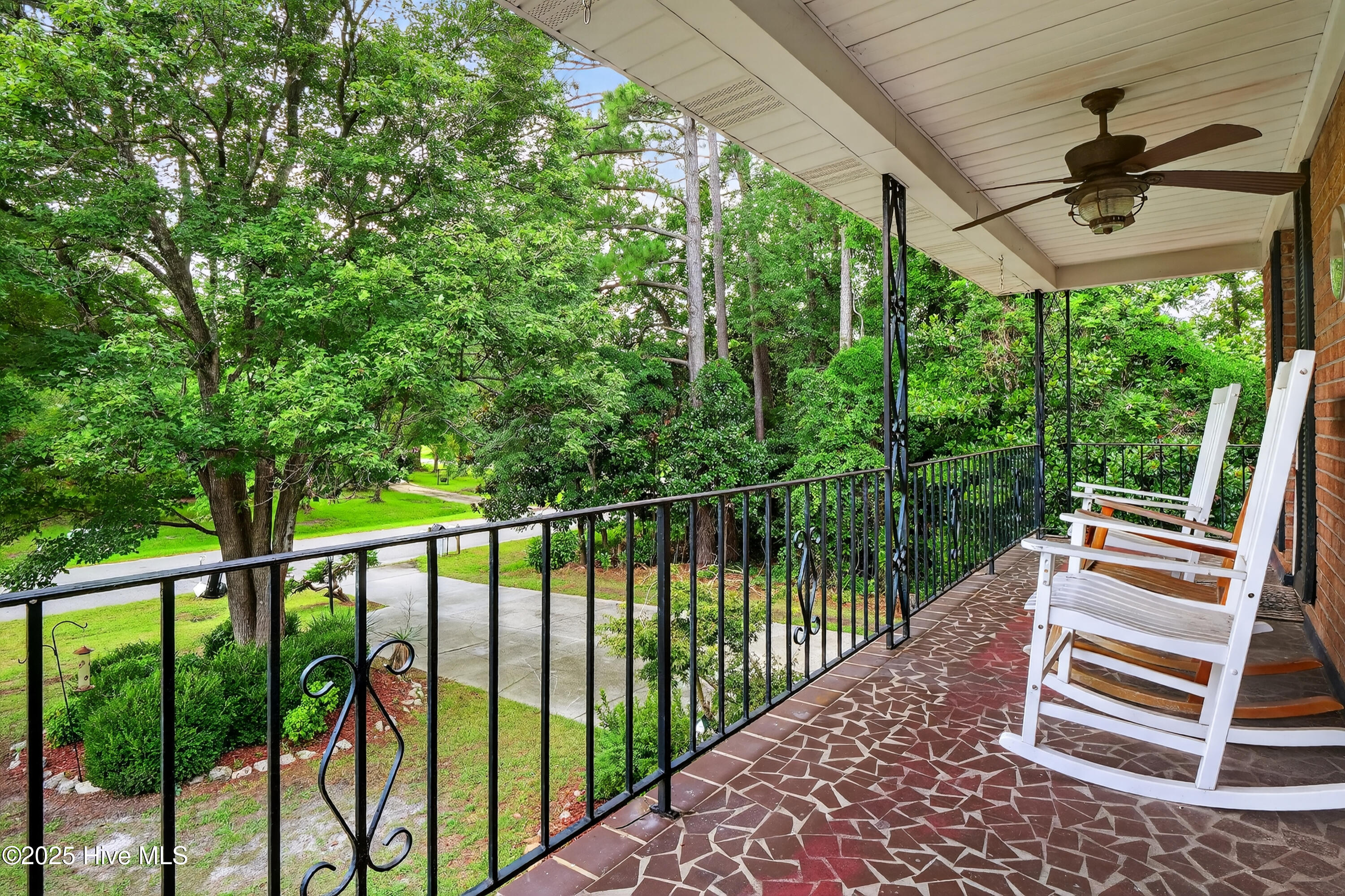 5005 Lord Byron Road