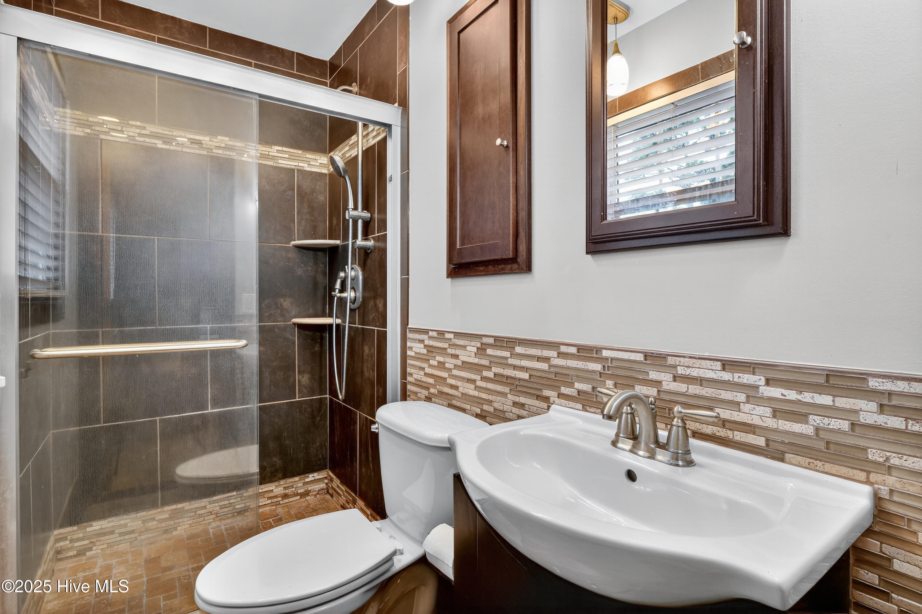 5005 Lord Byron Road