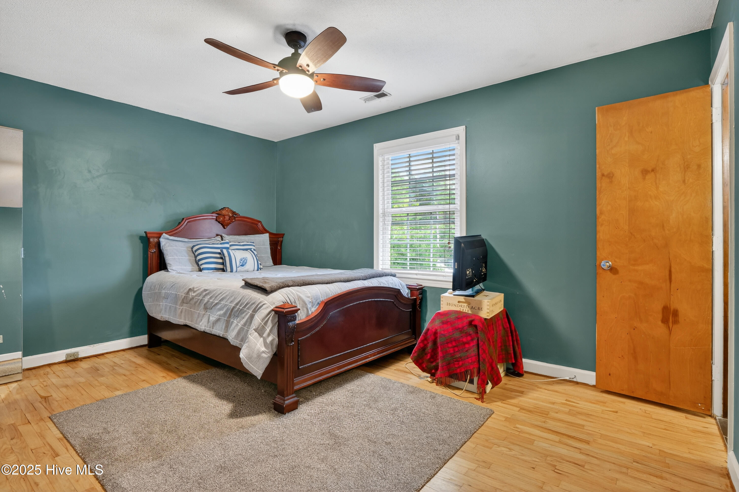 5005 Lord Byron Road