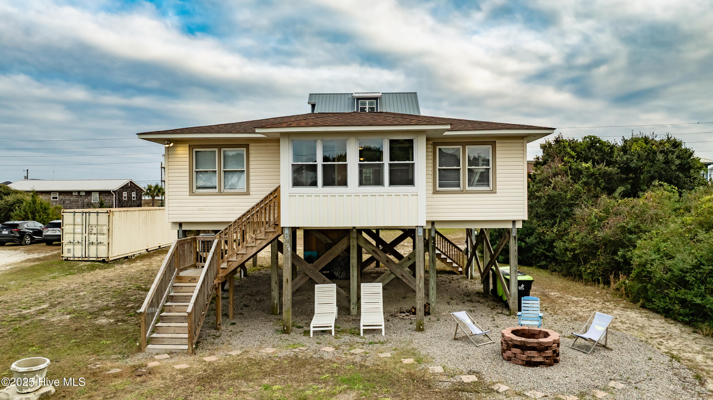 3126 Topsail Avenue