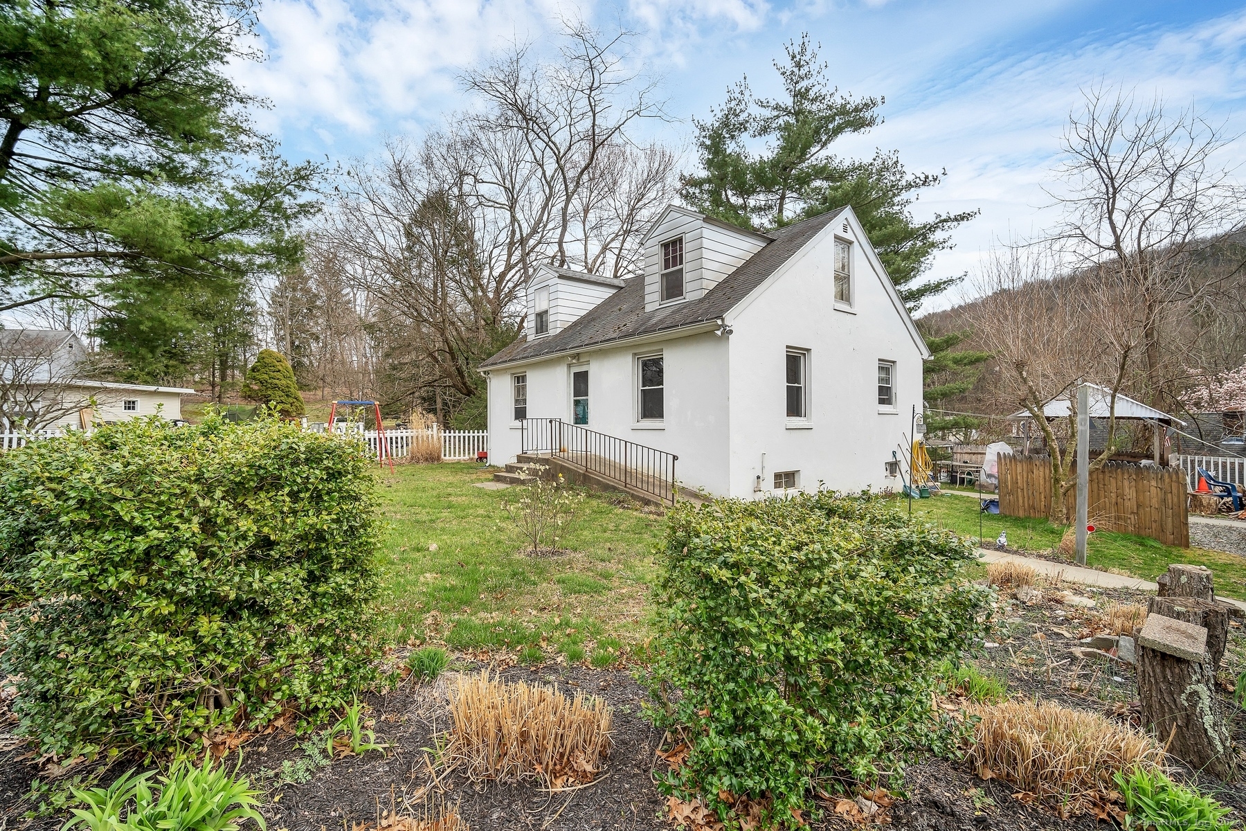 240 Cross Street