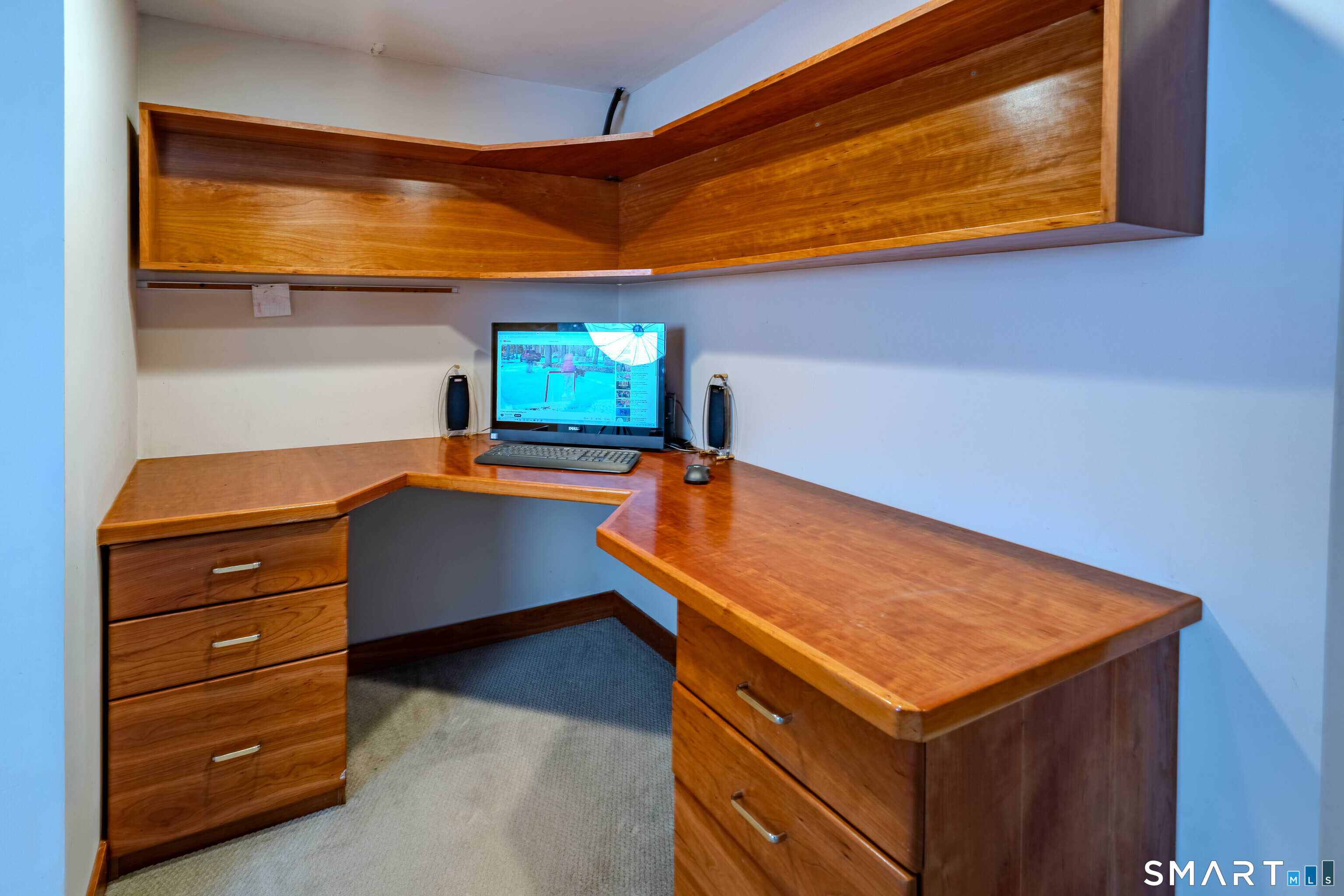 215 Old Newtown Road