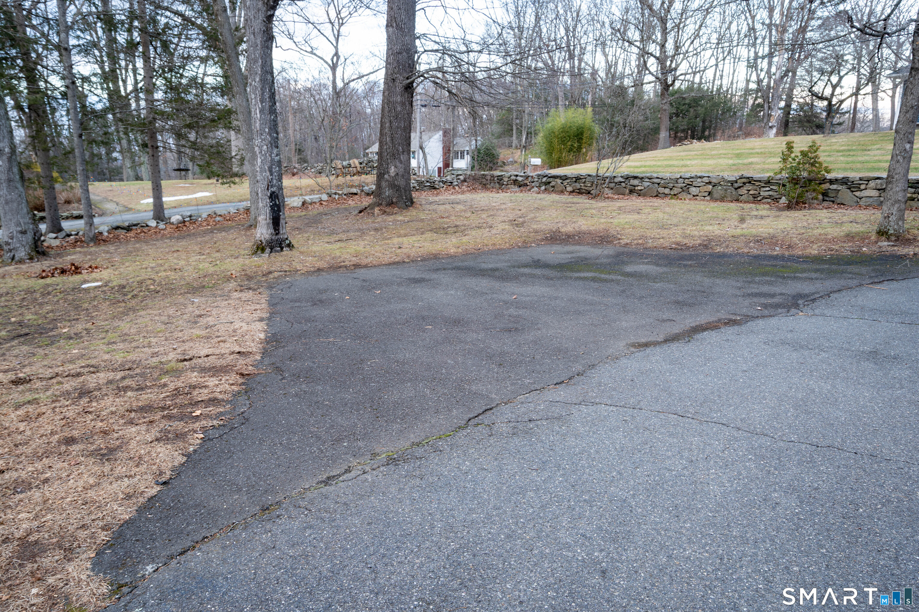 215 Old Newtown Road