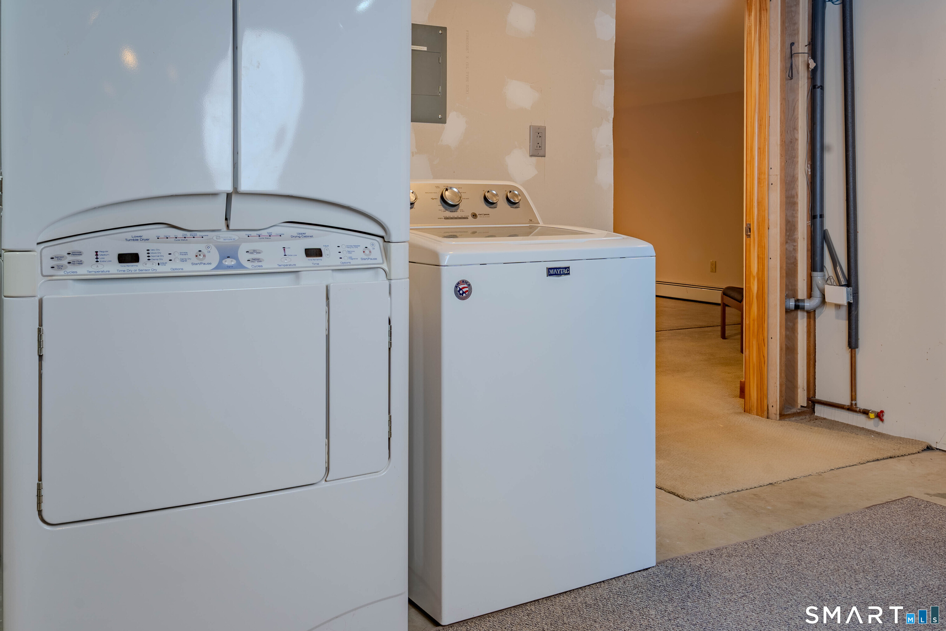 215 Old Newtown Road