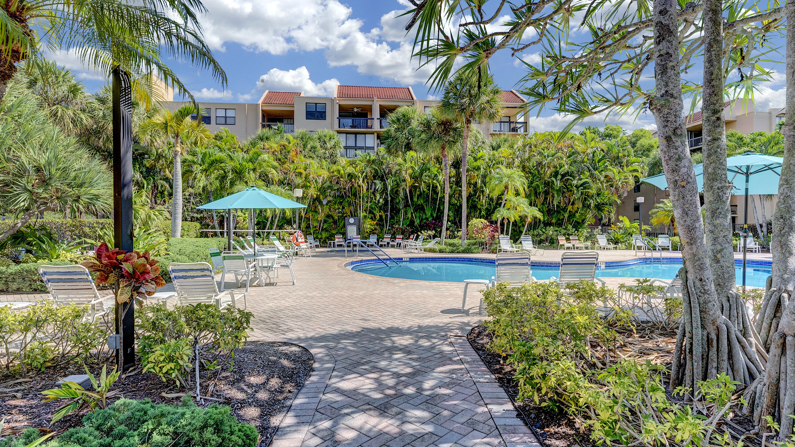755 Dotterel Road