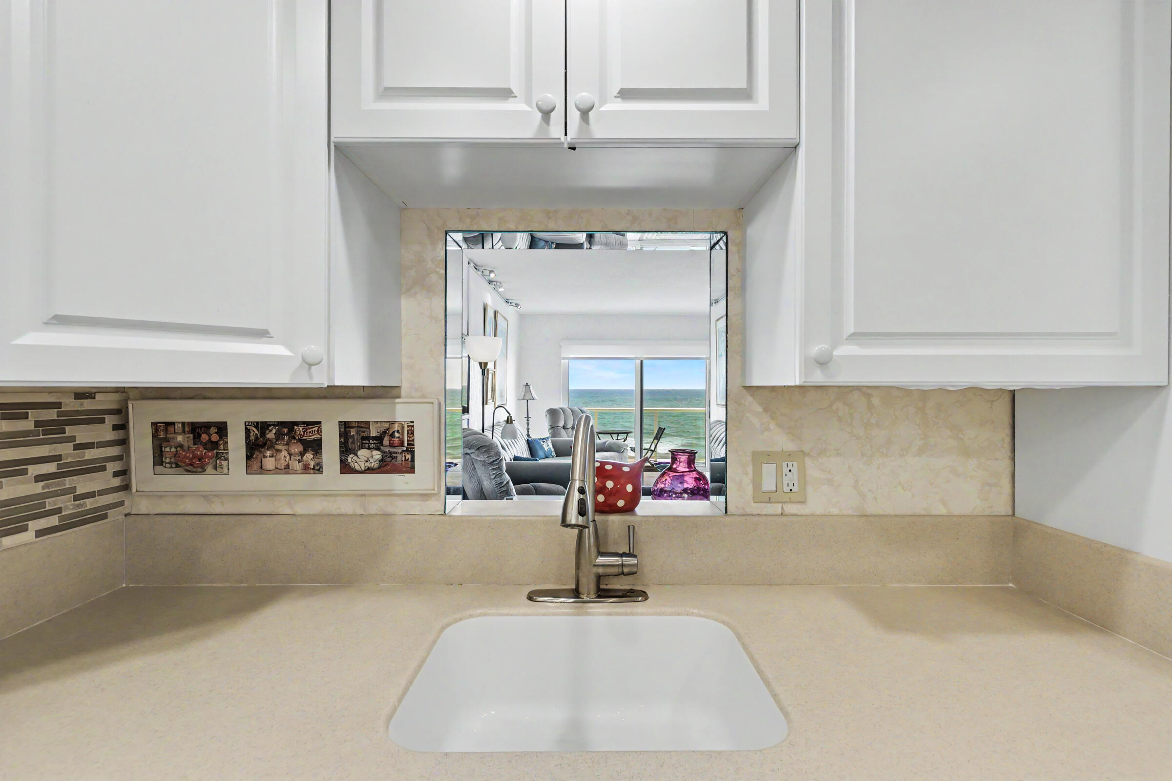 6000 N Ocean Boulevard 7b, Lauderdale-By-The-Sea Unit: 7b