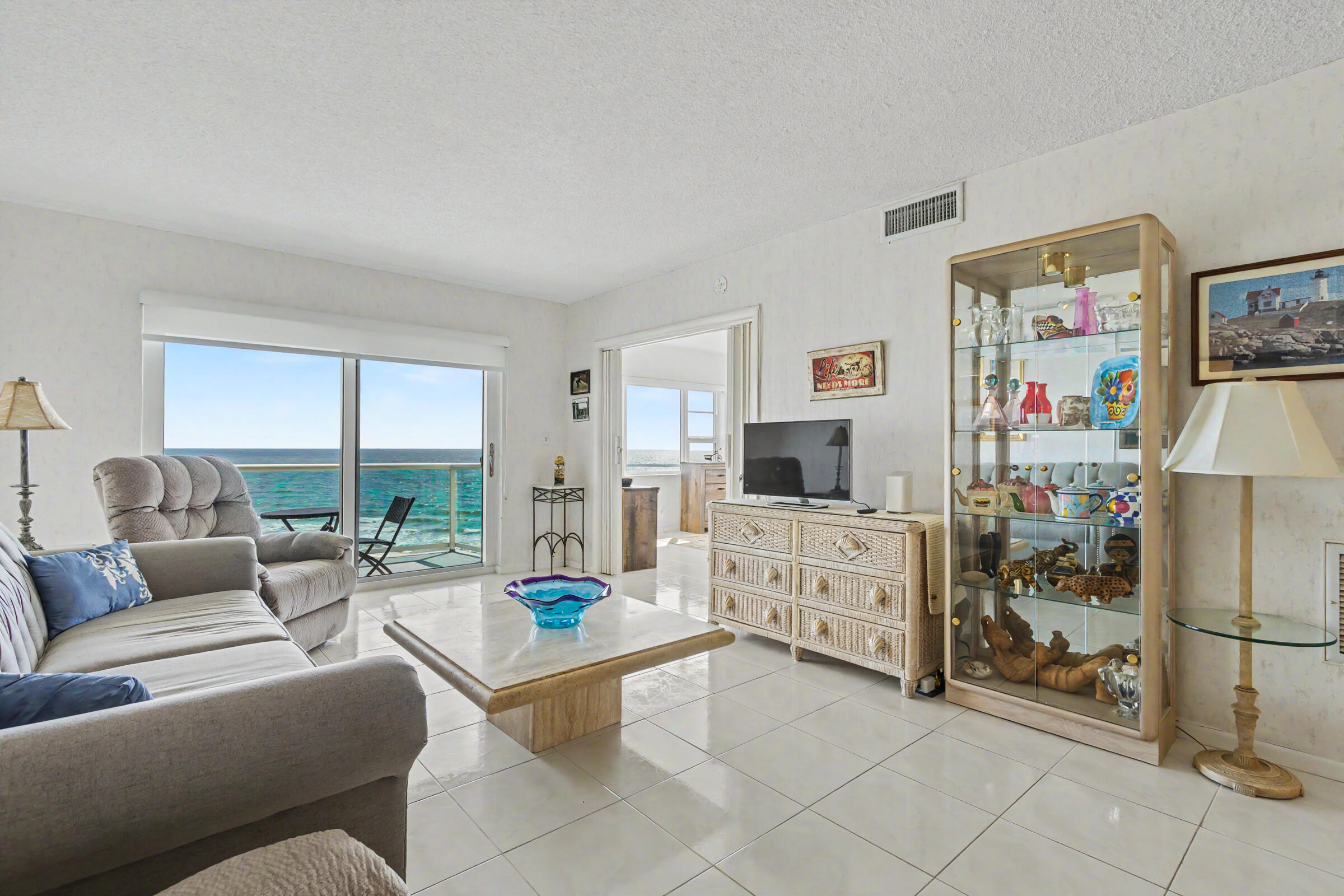 6000 N Ocean Boulevard 7b, Lauderdale-By-The-Sea Unit: 7b