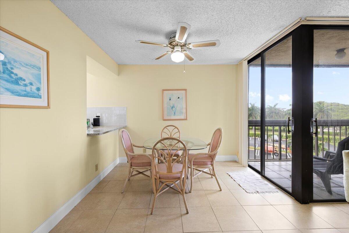 2255 Lindell Boulevard 4401