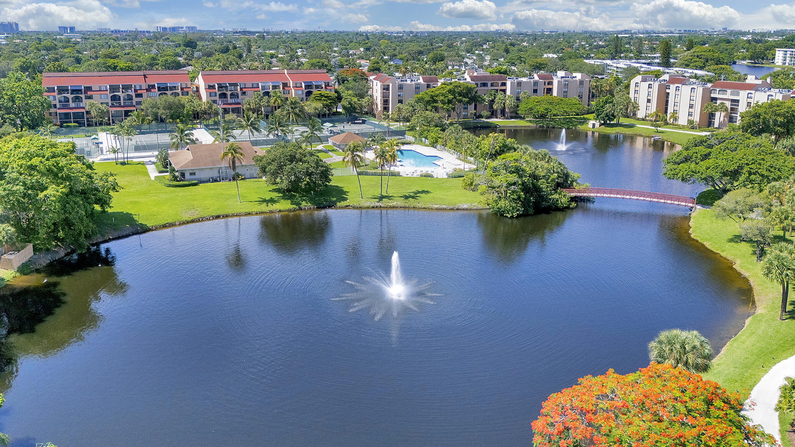 2255 Lindell Boulevard 4401