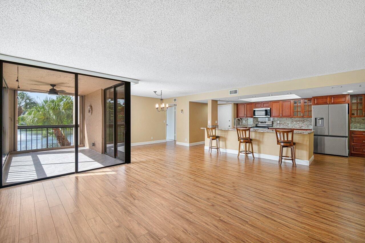 950 Egret Circle 5202