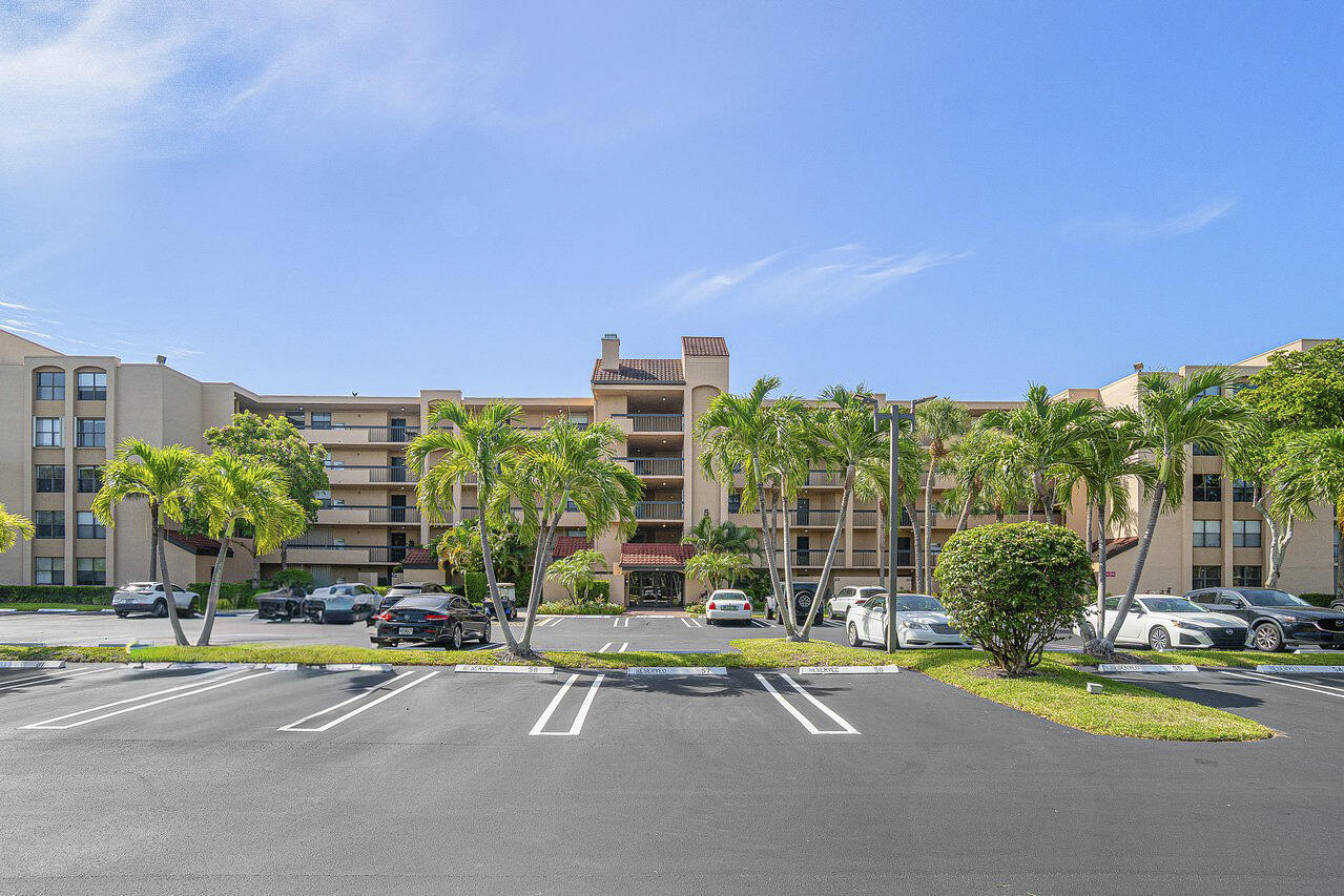 950 Egret Circle 5202