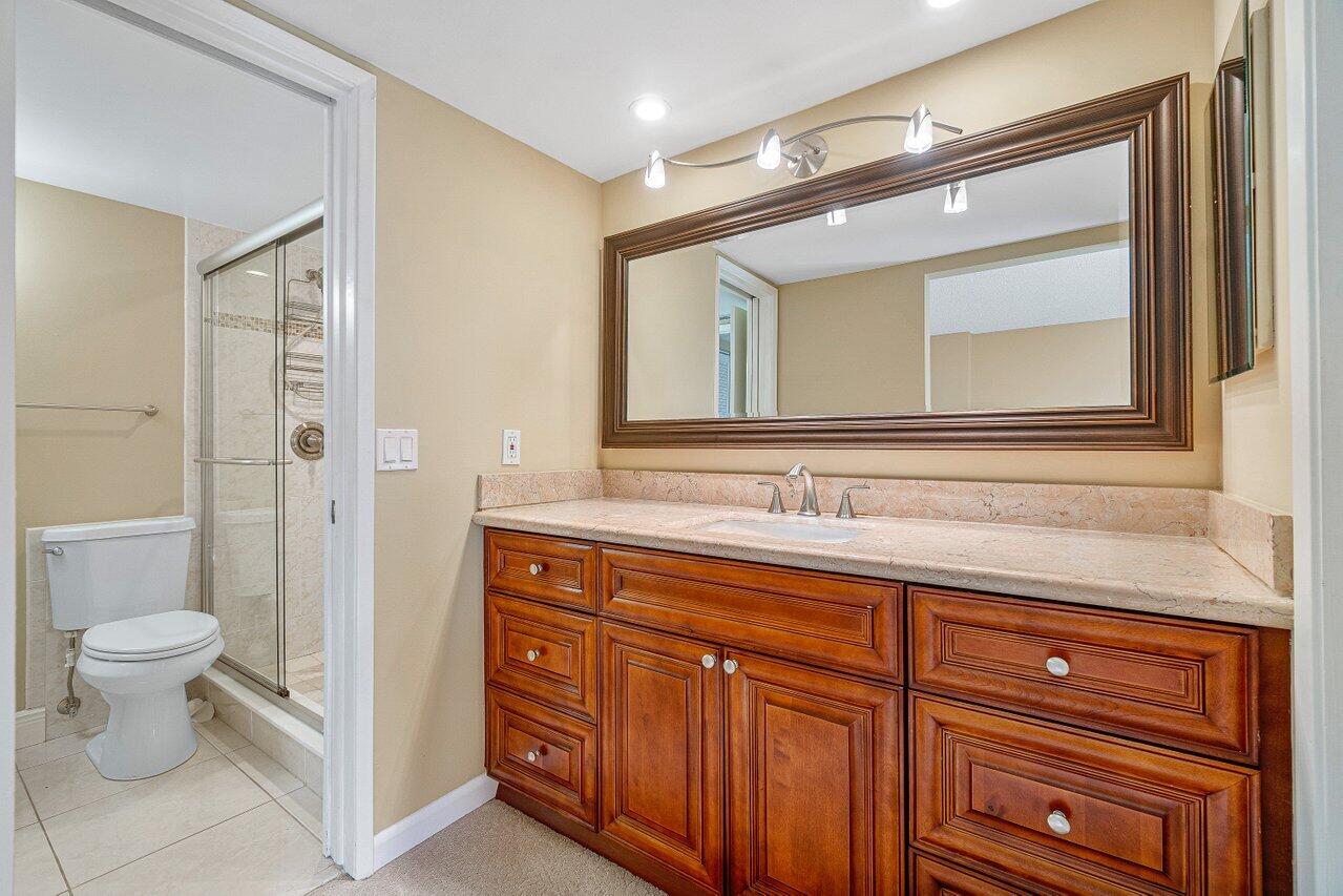 950 Egret Circle 5202
